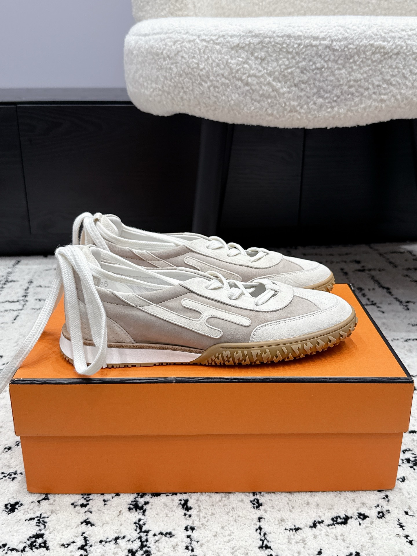 Hermes Sneakers