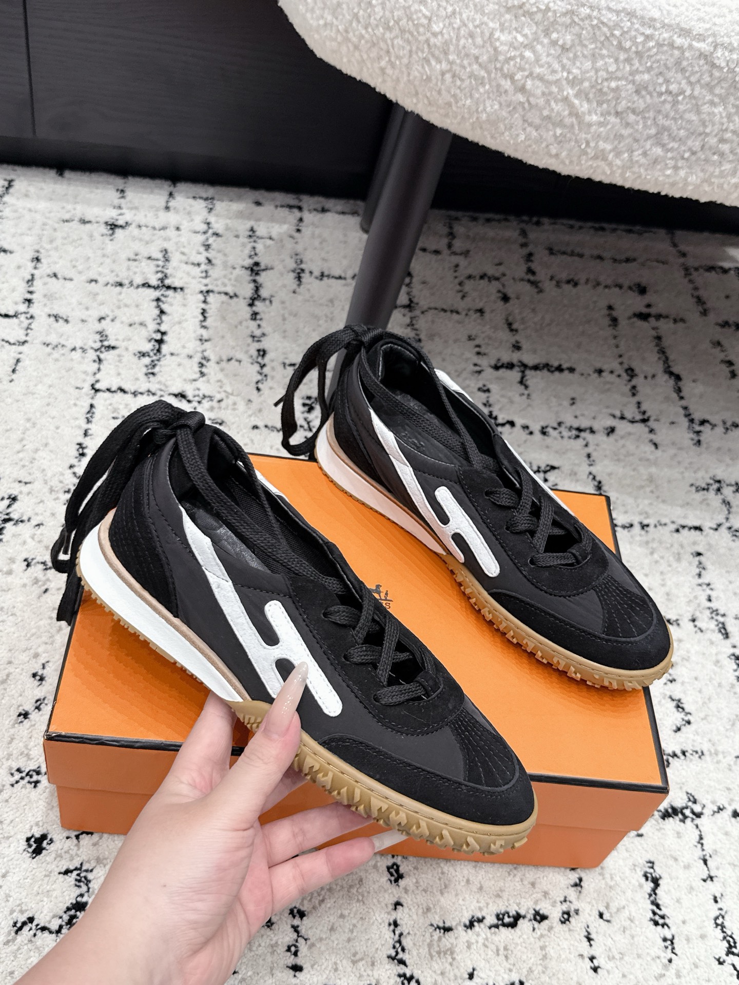 Hermes Sneakers