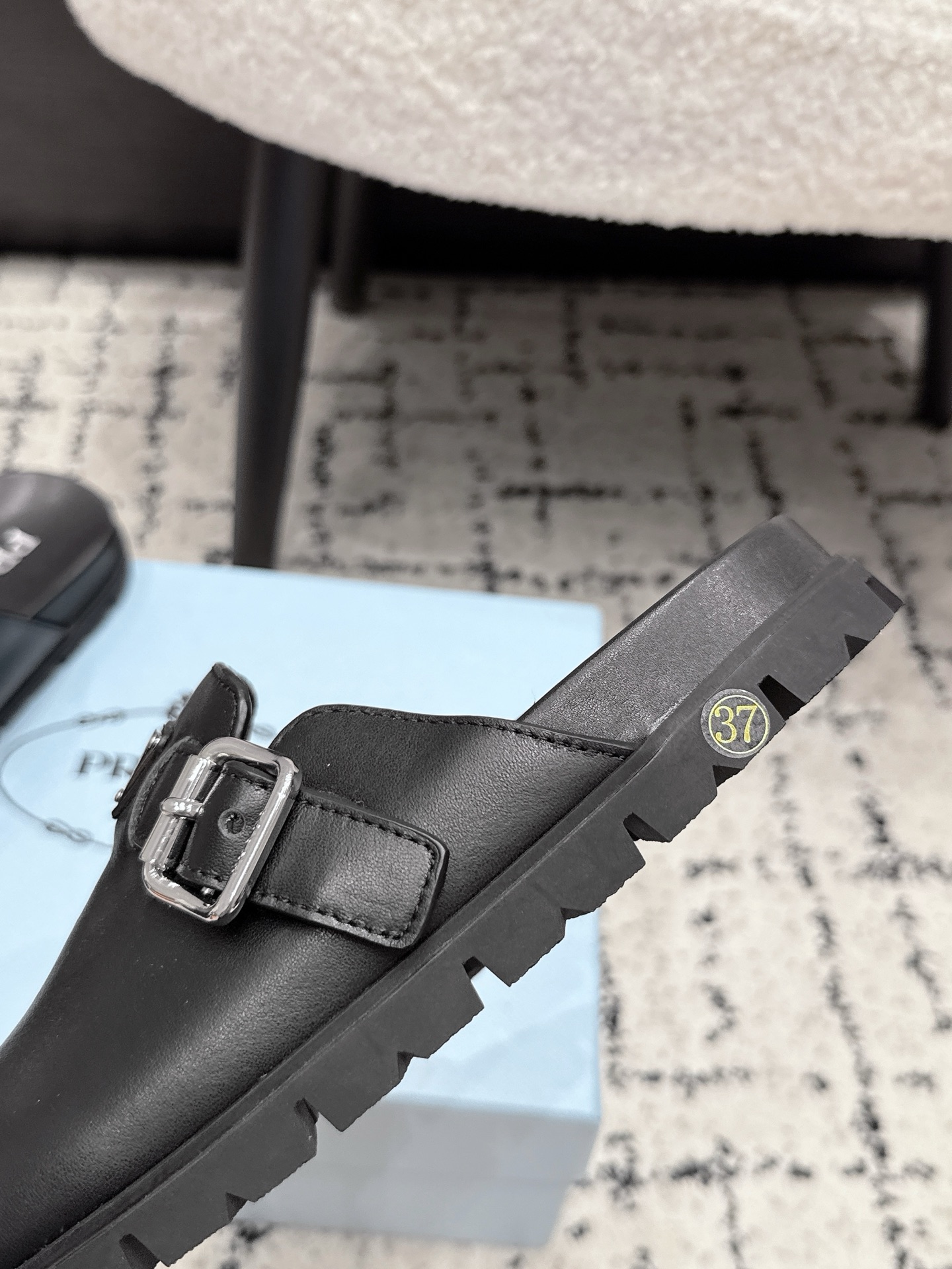 Prada Slides