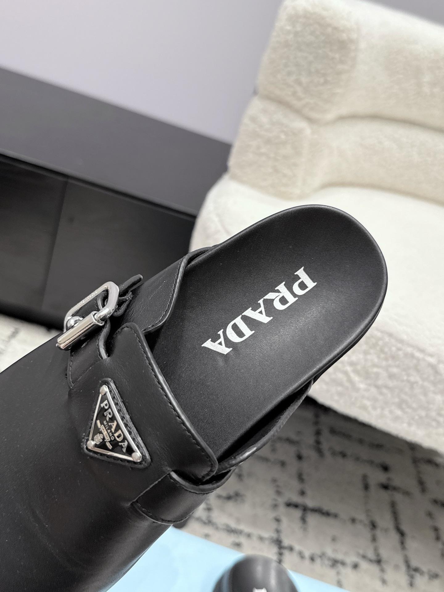 Prada Slides