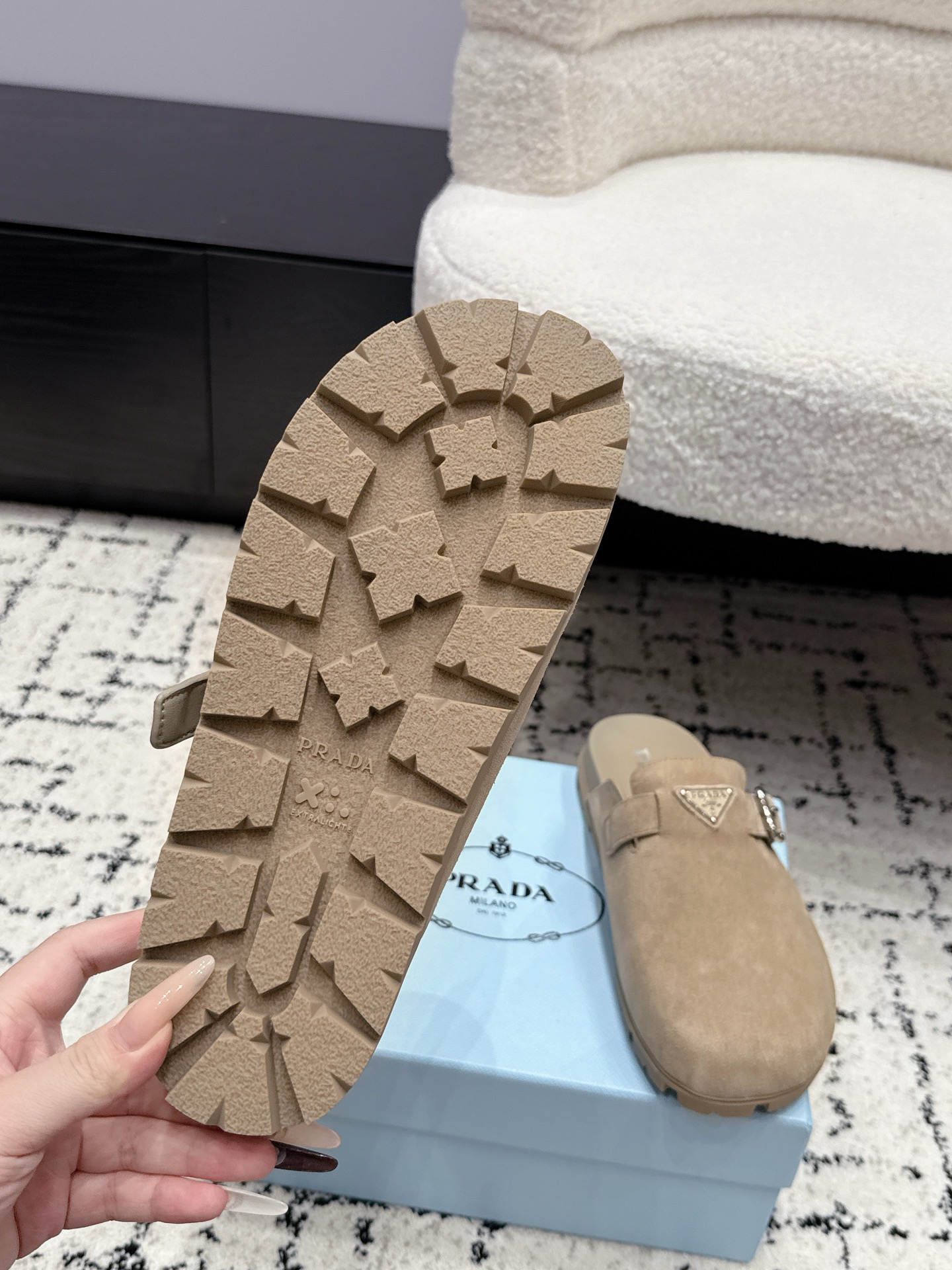 Prada Slides