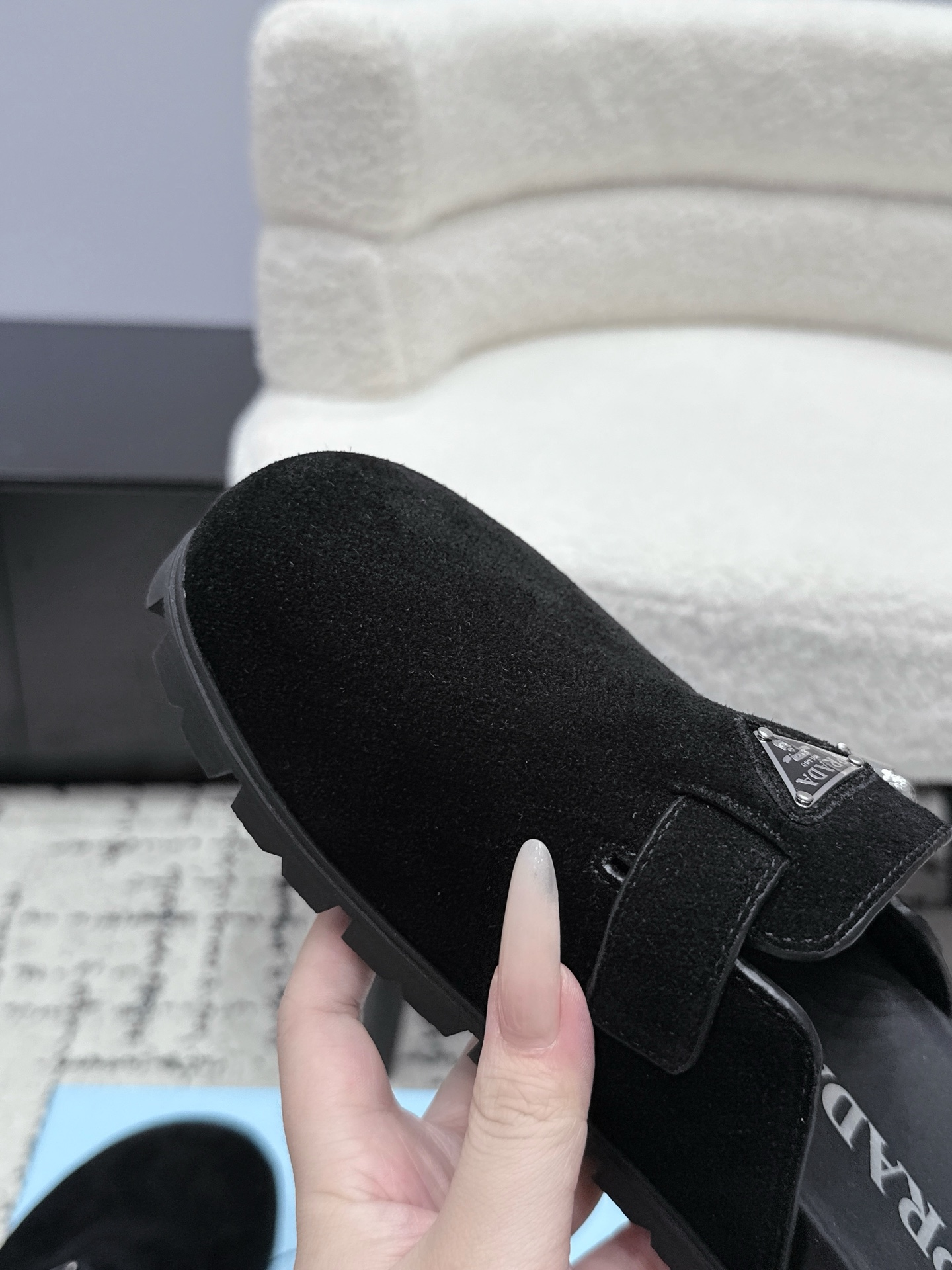 Prada Slides