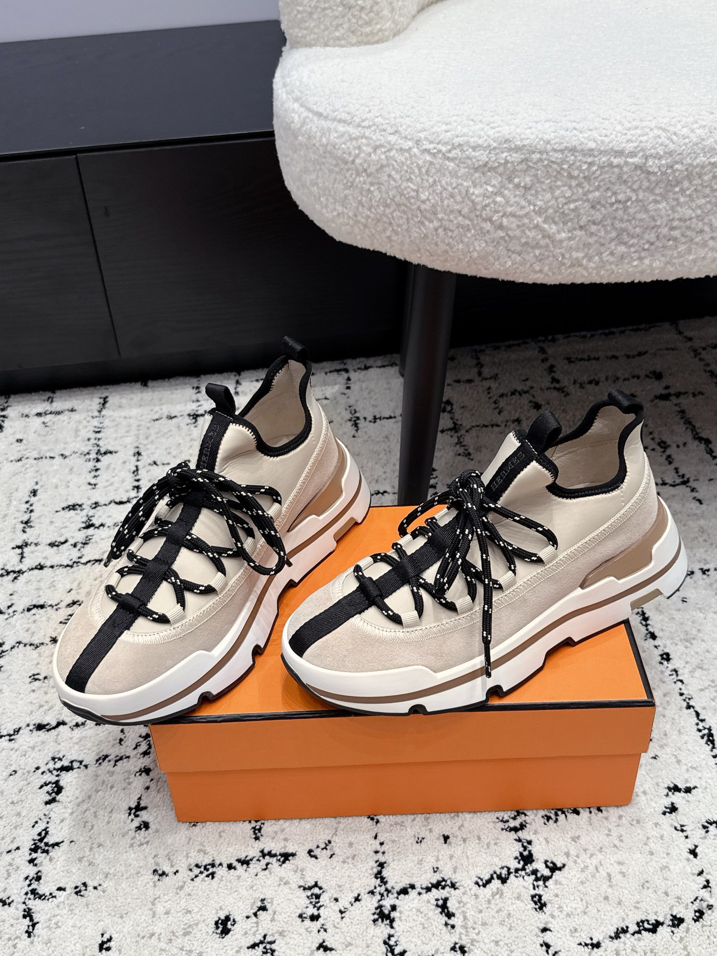 Hermes Sneakers