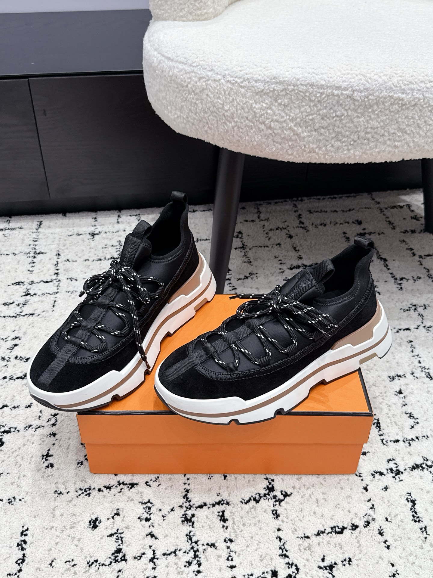 Hermes Sneakers
