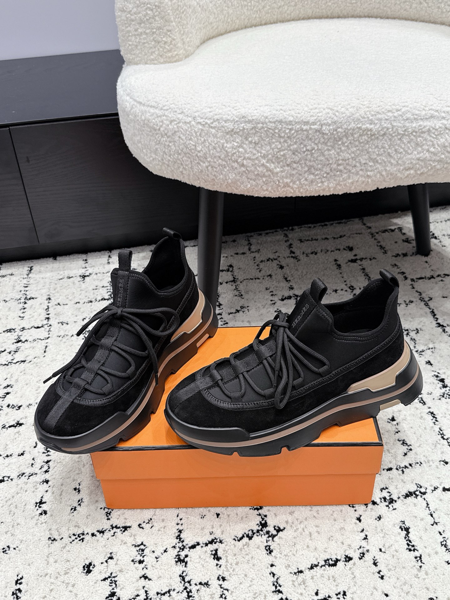 Hermes Sneakers