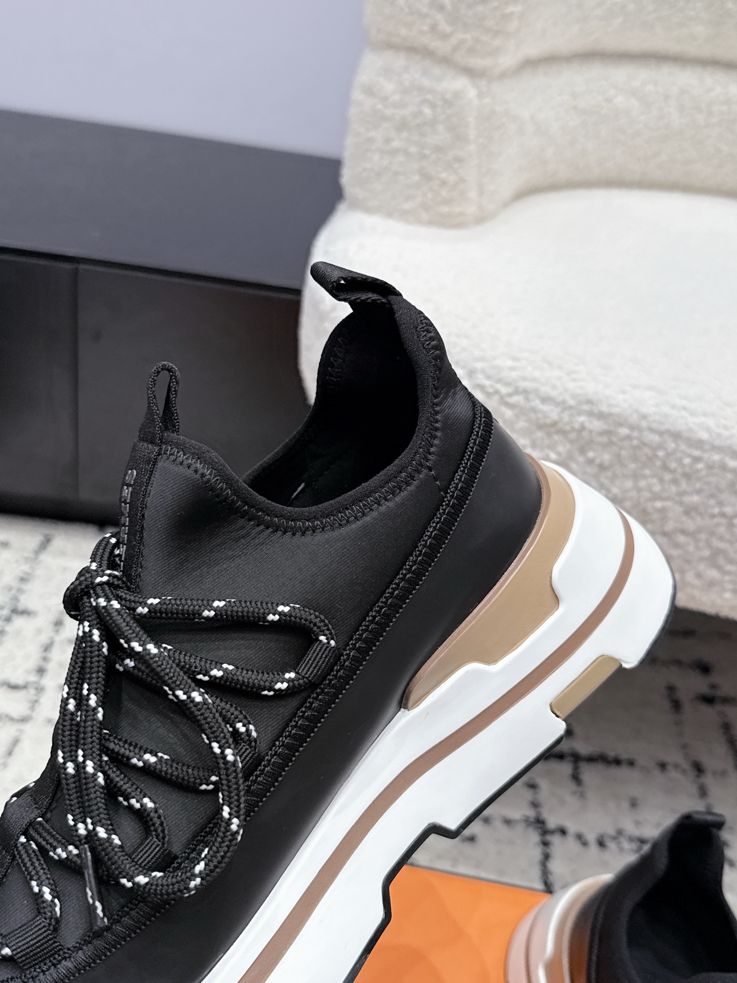 Hermes Sneakers