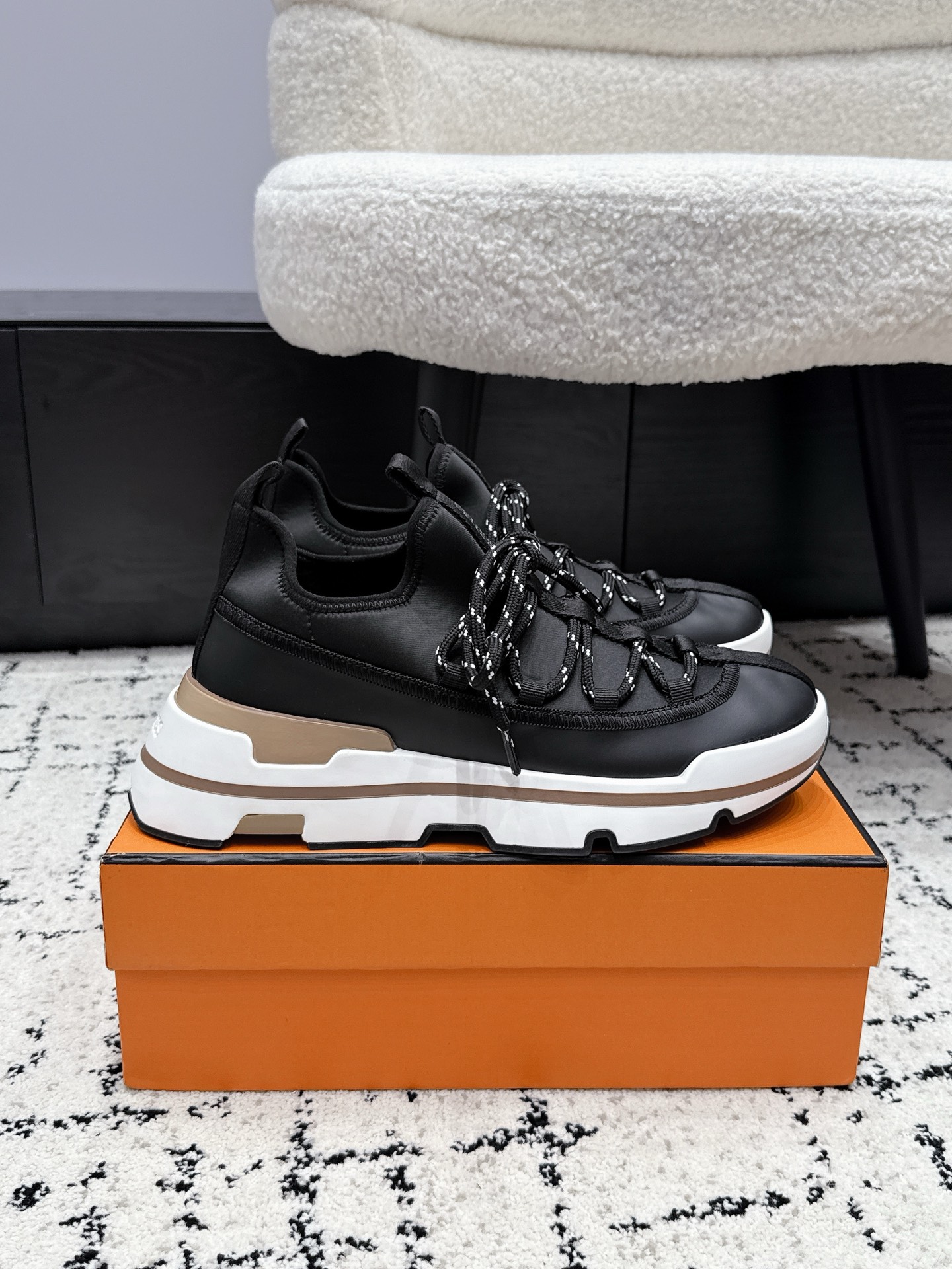 Hermes Sneakers