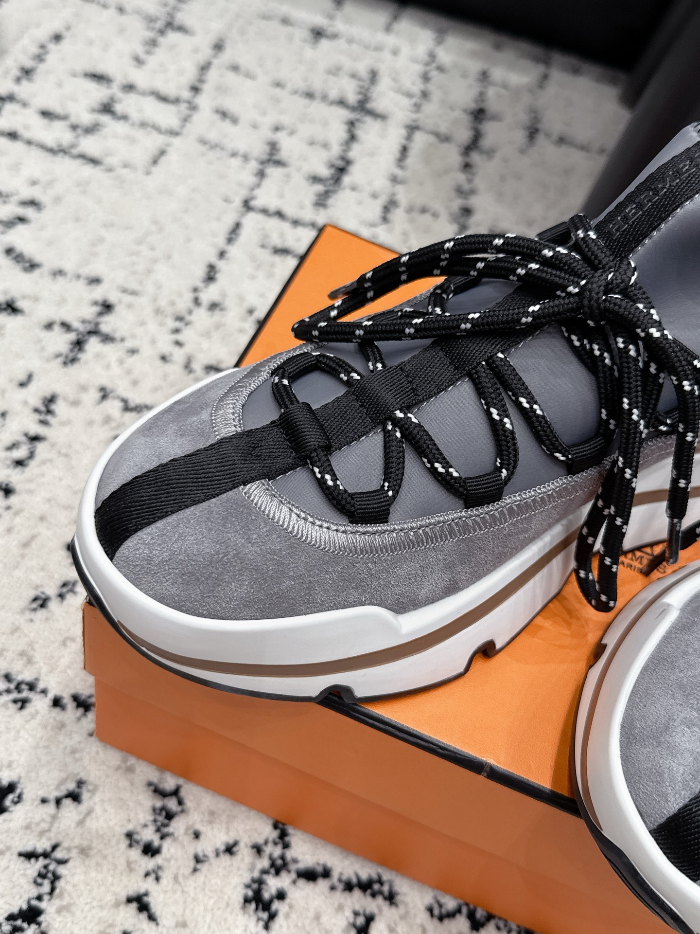Hermes Sneakers