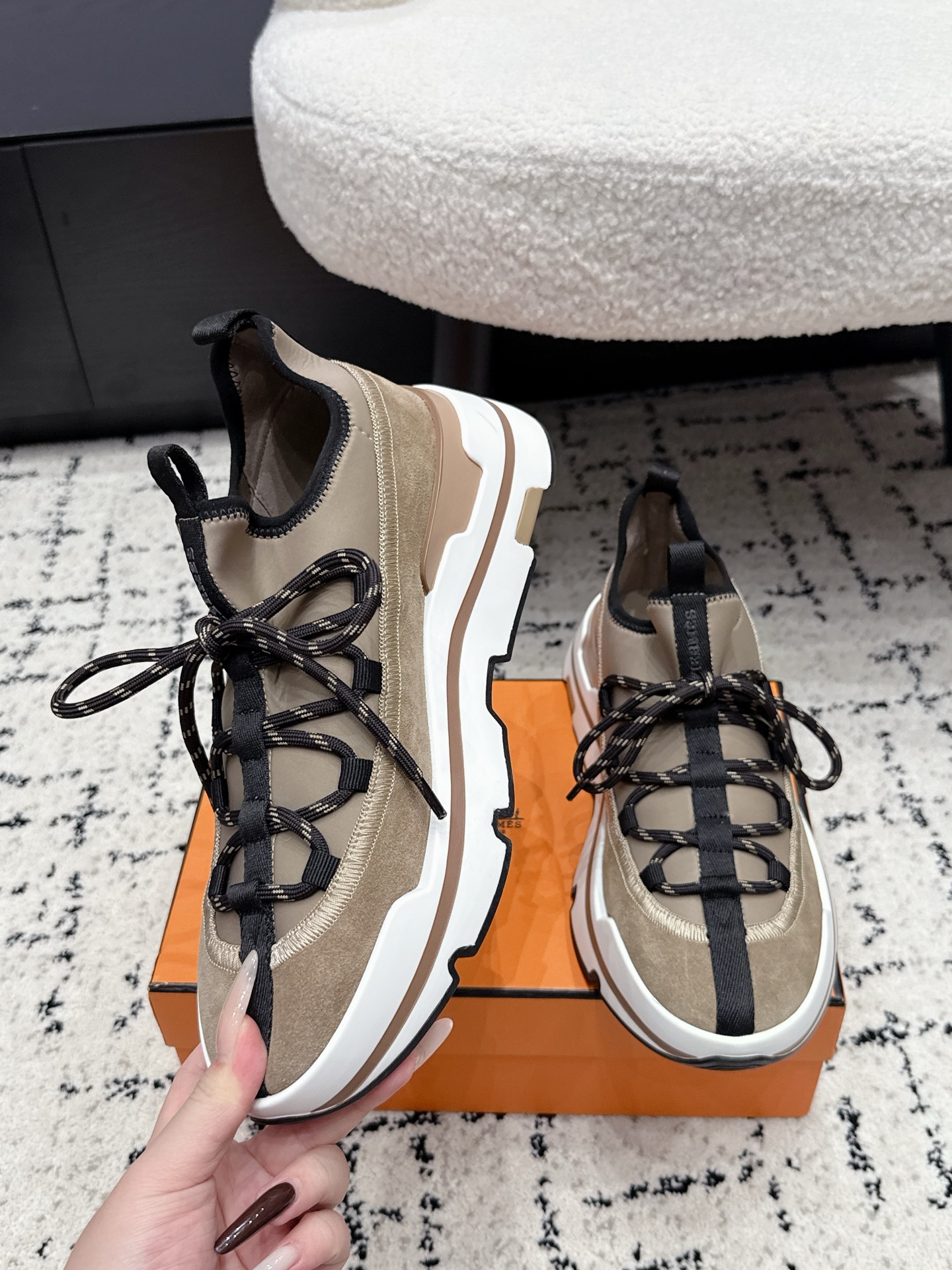 Hermes Sneakers