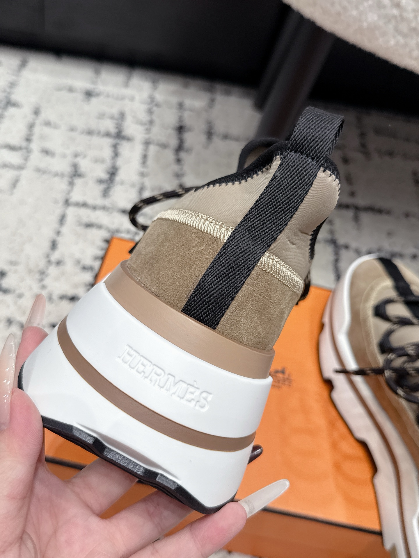 Hermes Sneakers