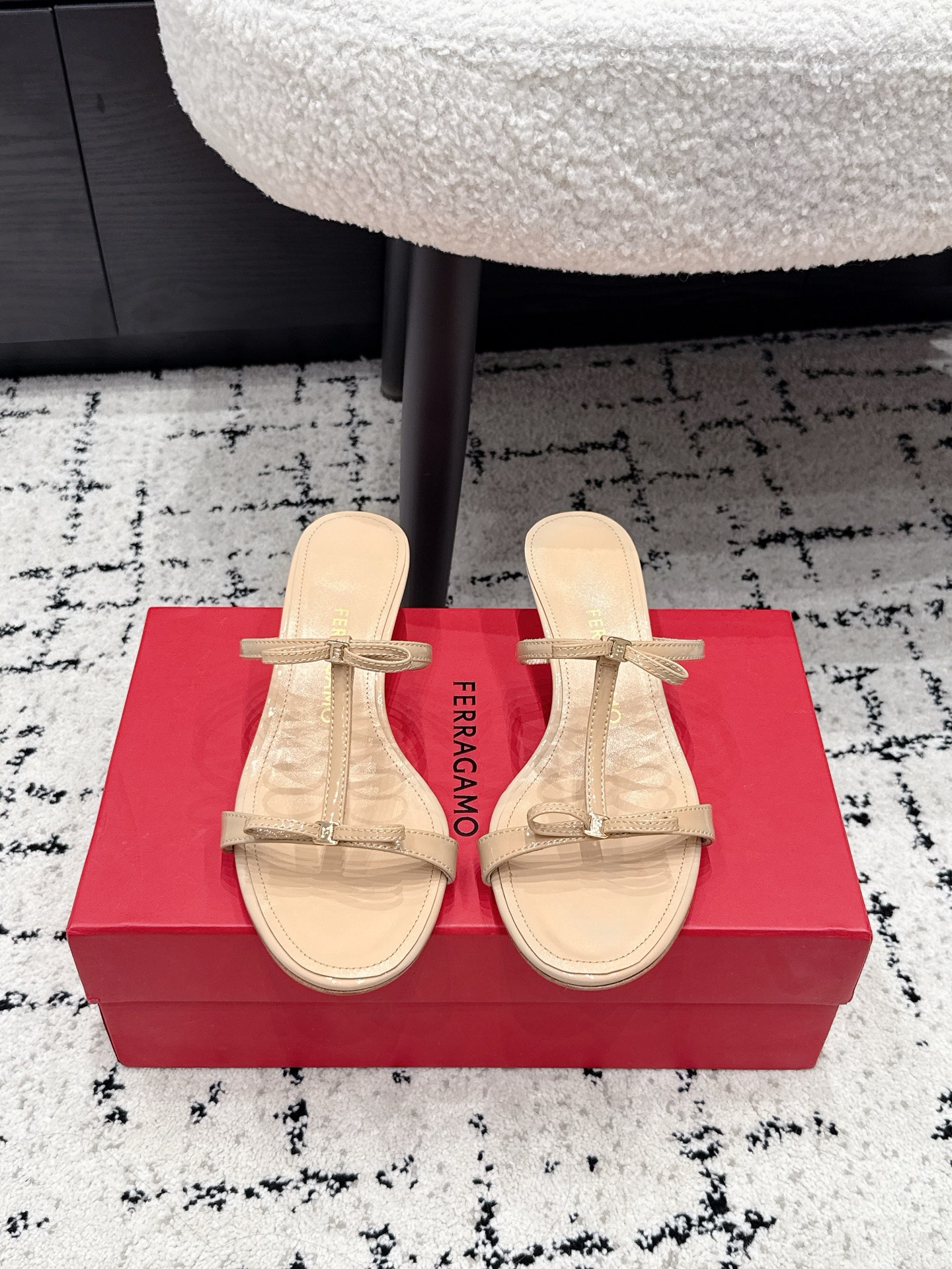 Ferragamo Slides