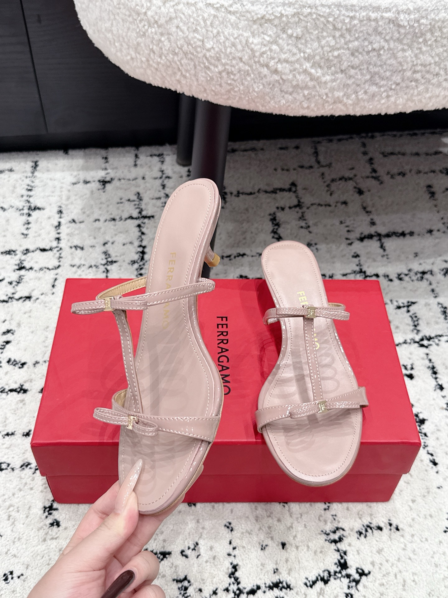 Ferragamo Slides
