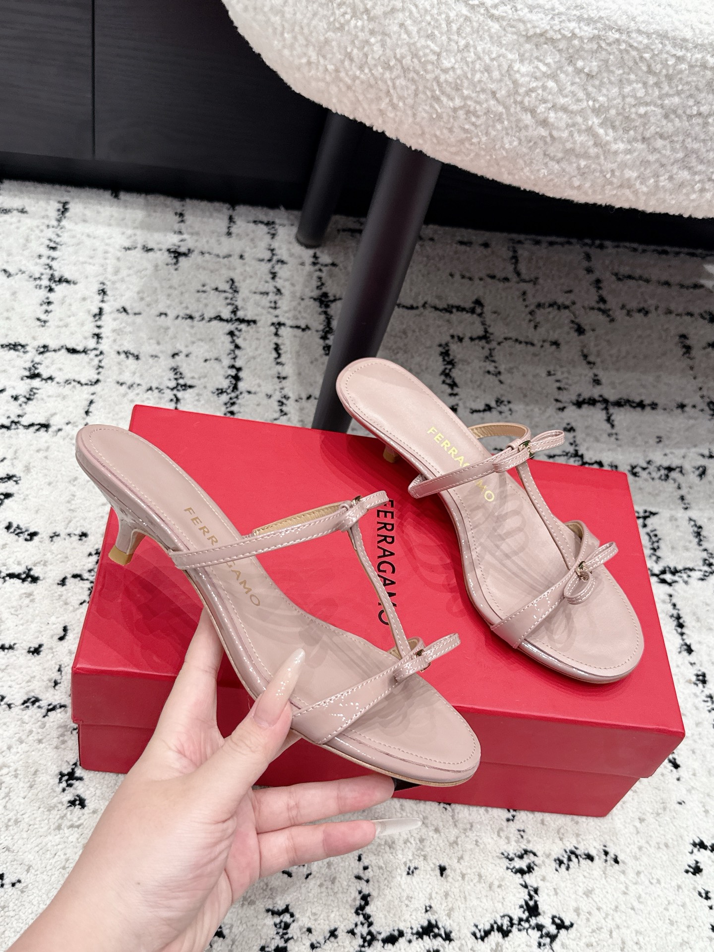 Ferragamo Slides