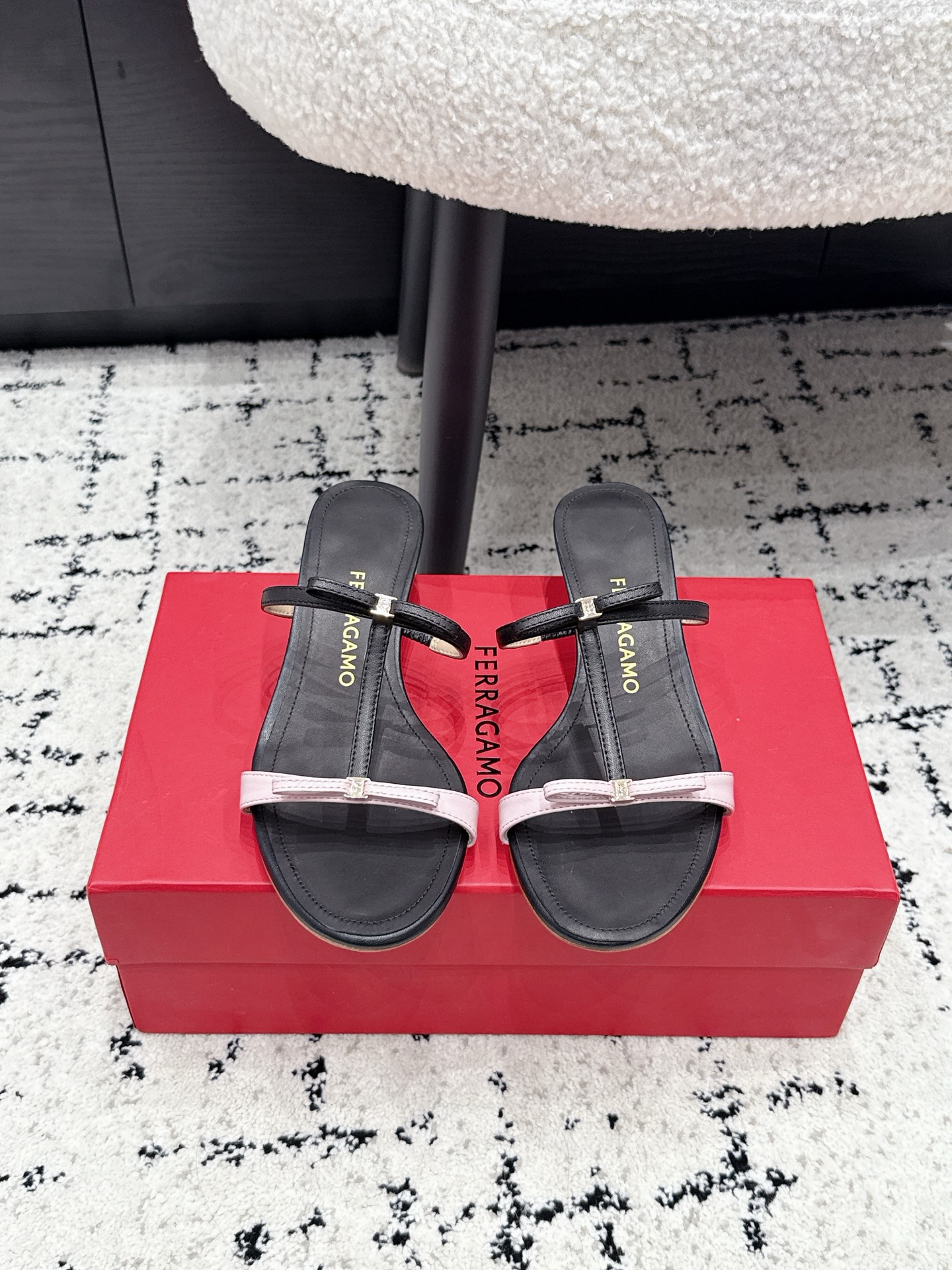 Ferragamo Slides