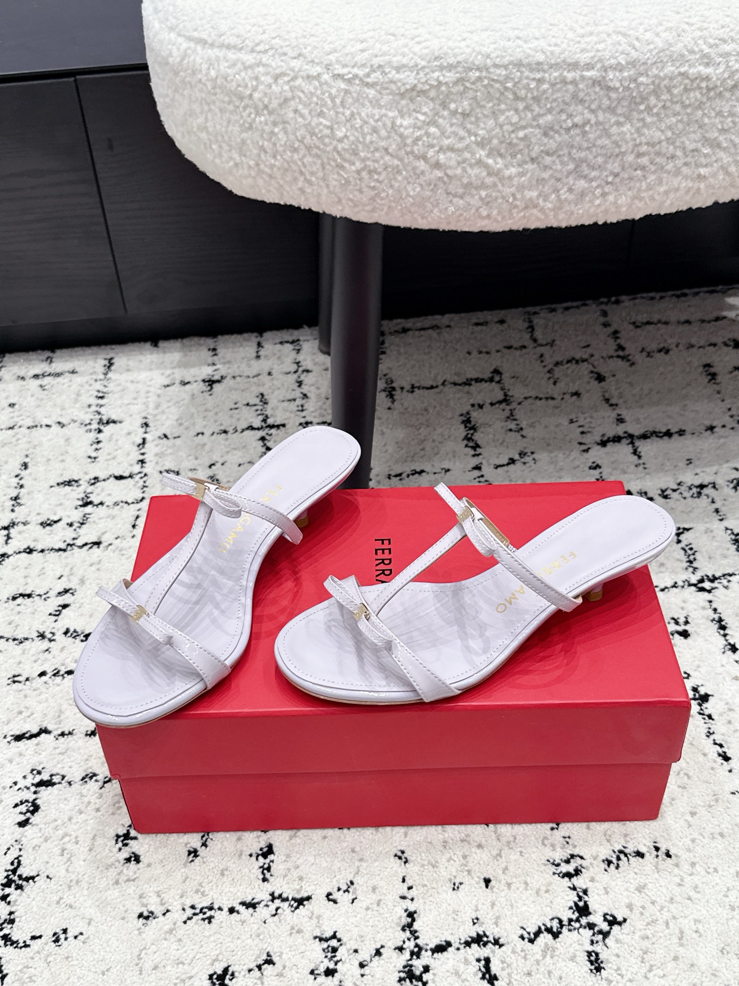Ferragamo Slides