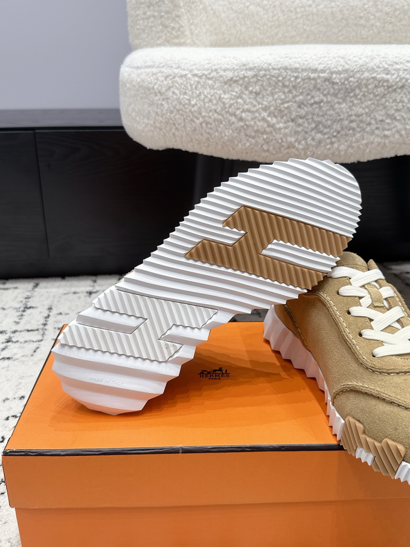 Hermes Sneakers