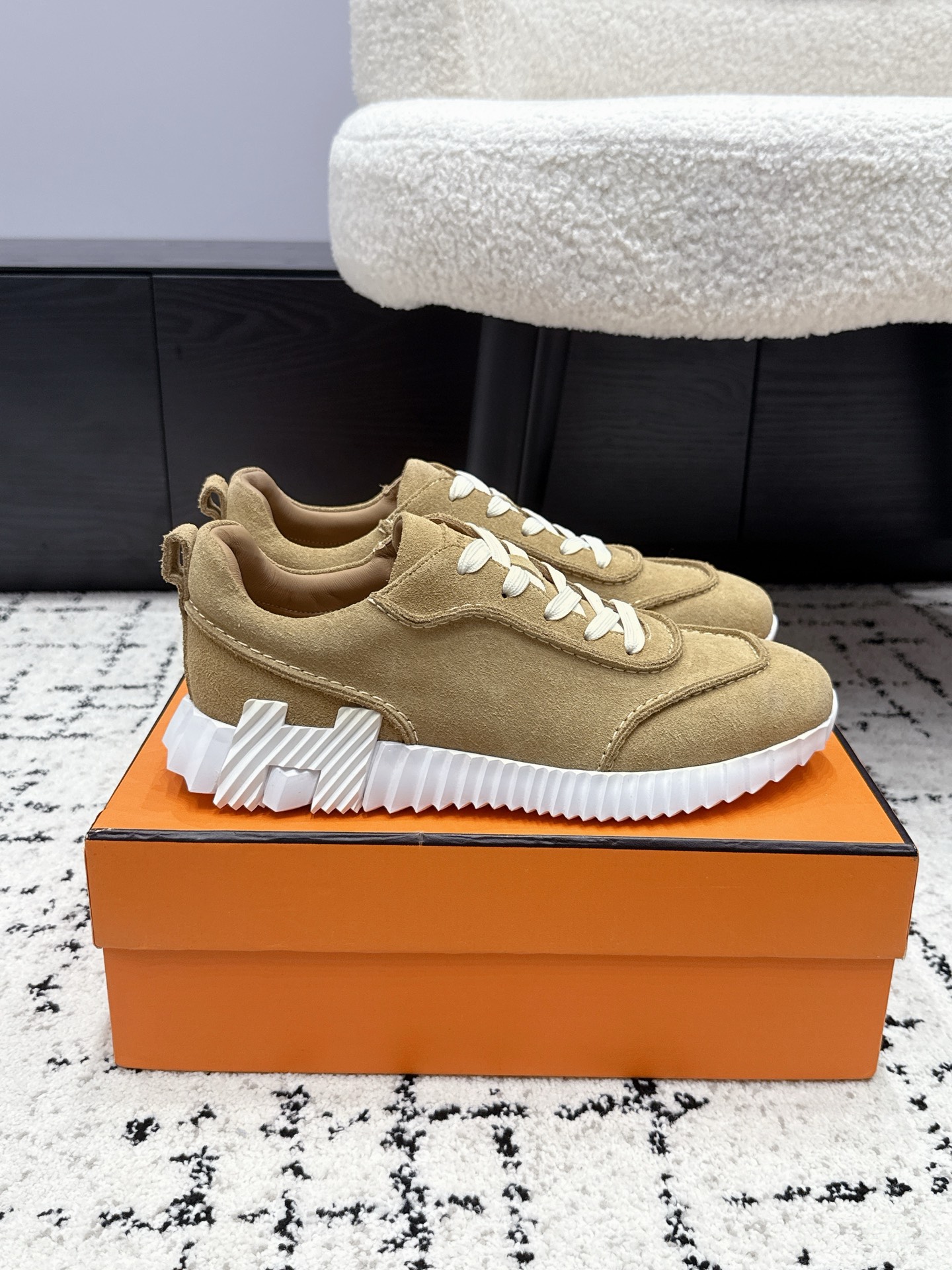 Hermes Sneakers