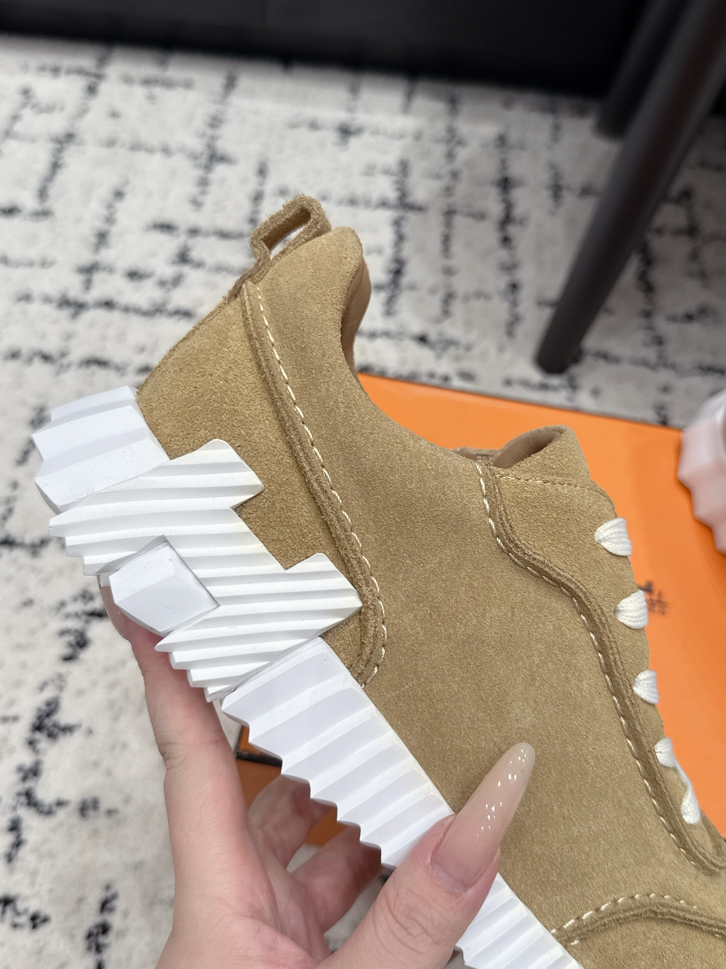 Hermes Sneakers