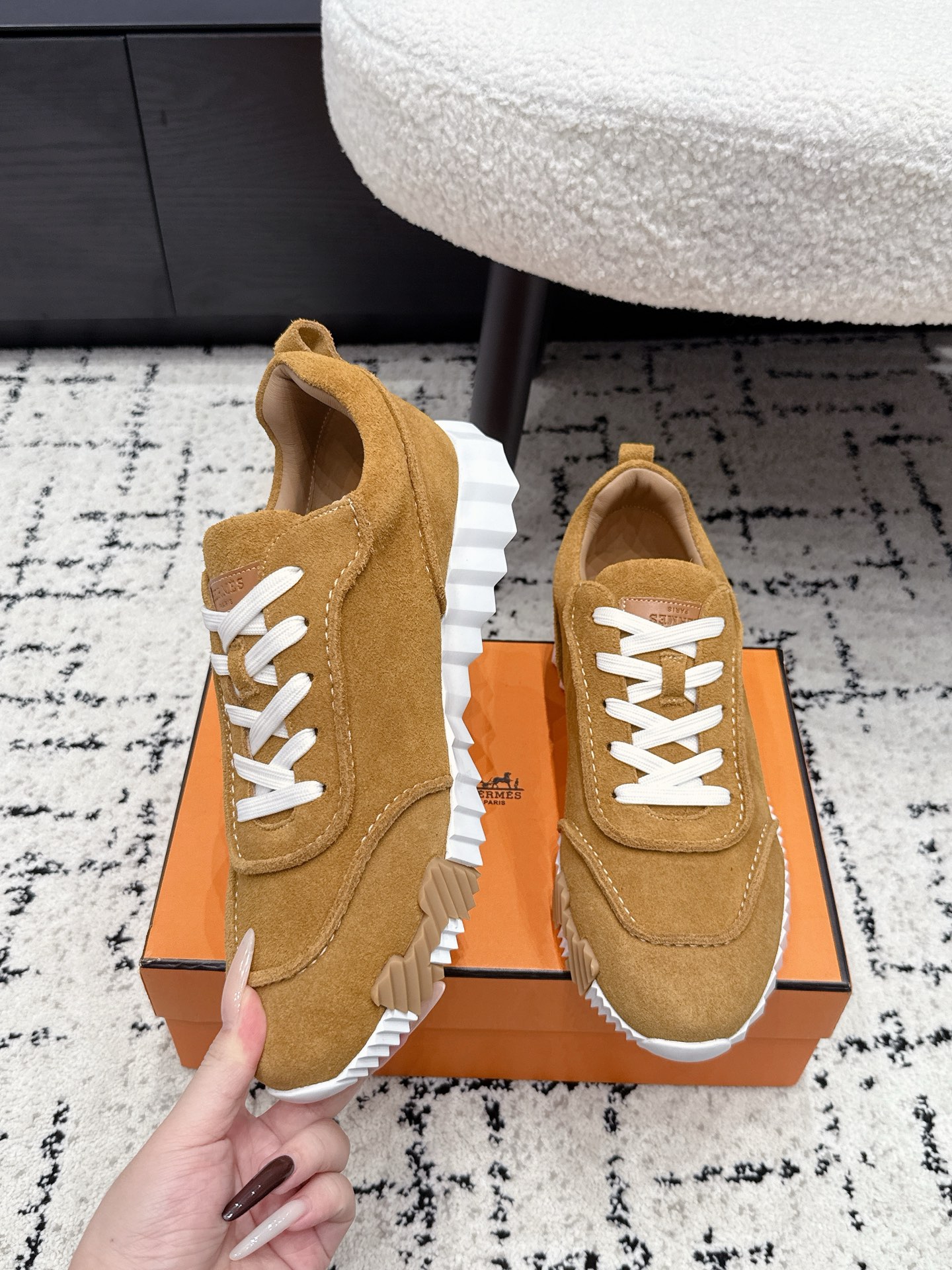 Hermes Sneakers