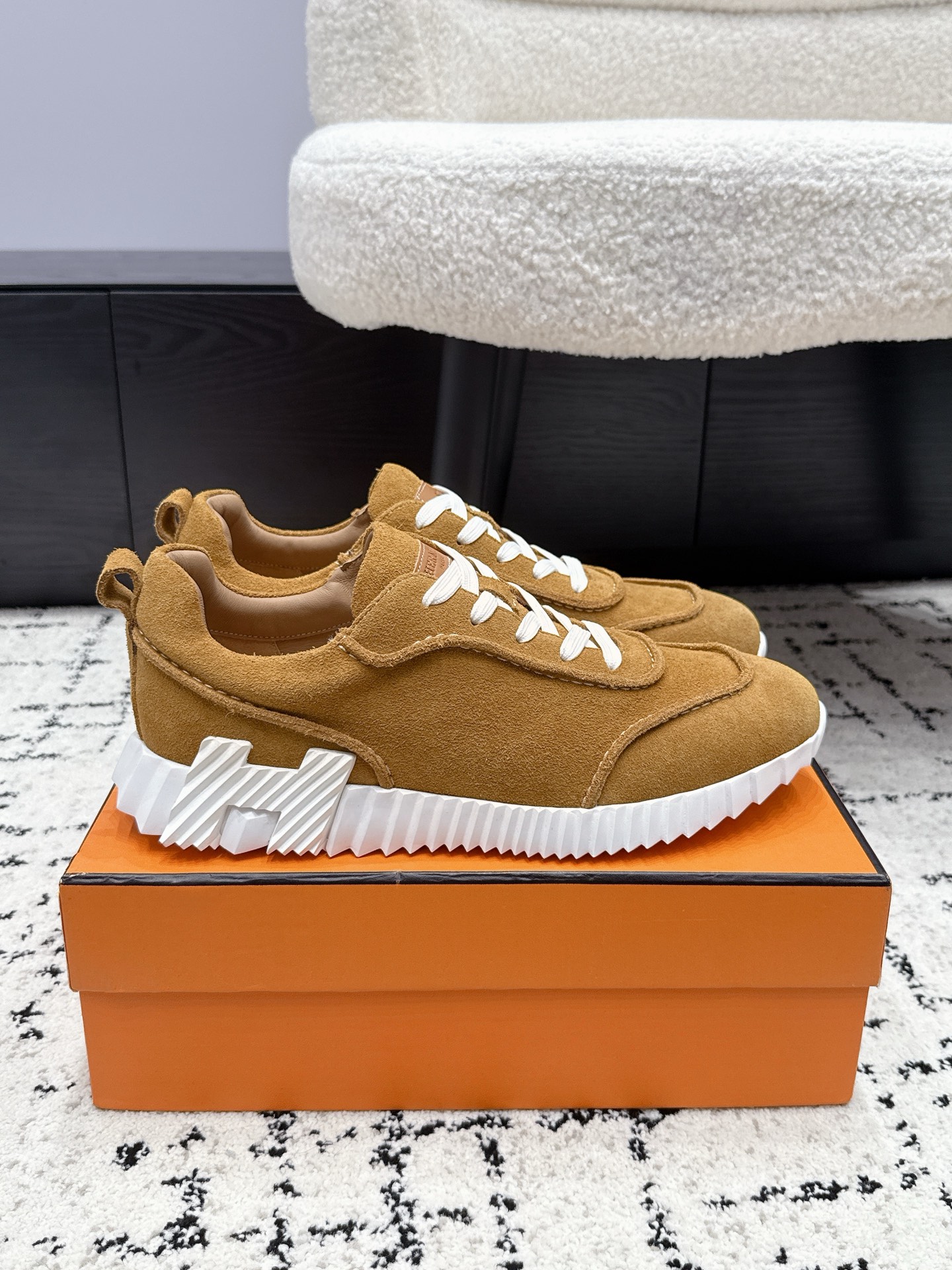 Hermes Sneakers