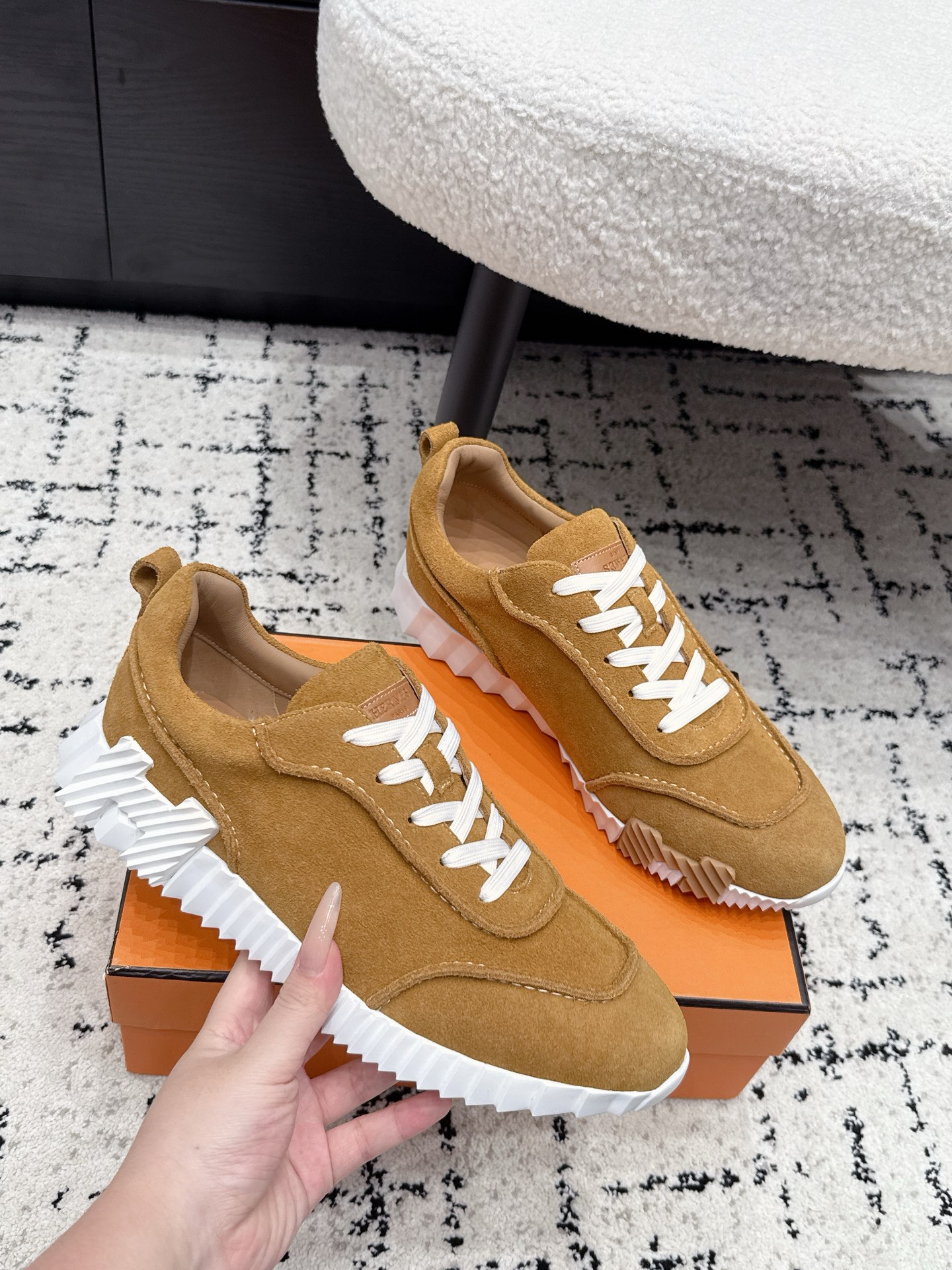 Hermes Sneakers