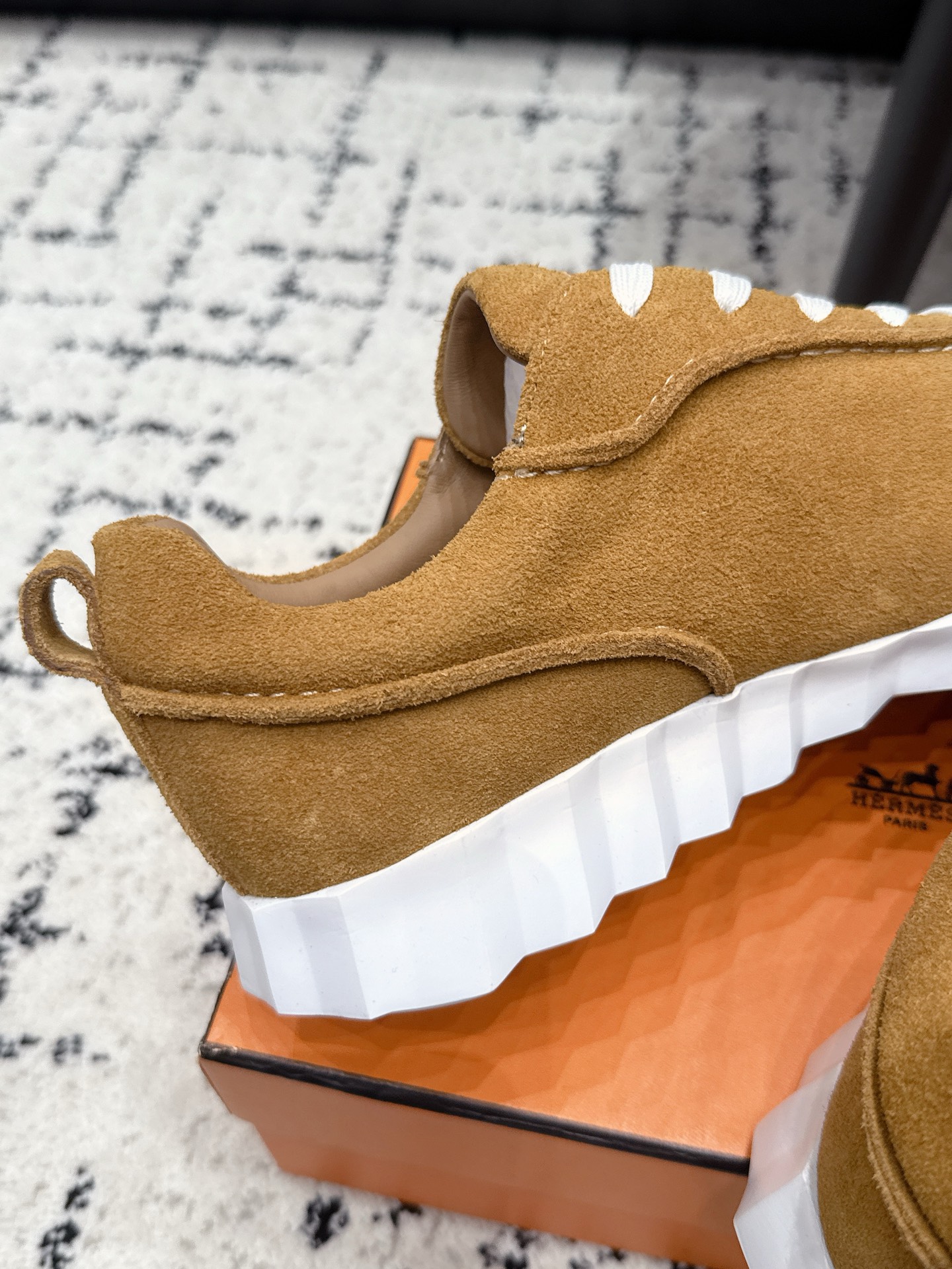 Hermes Sneakers