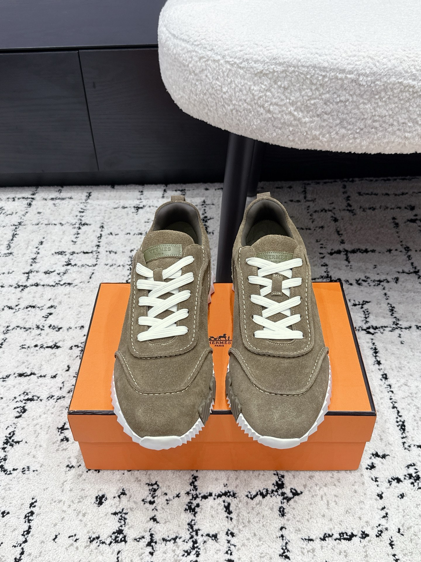 Hermes Sneakers