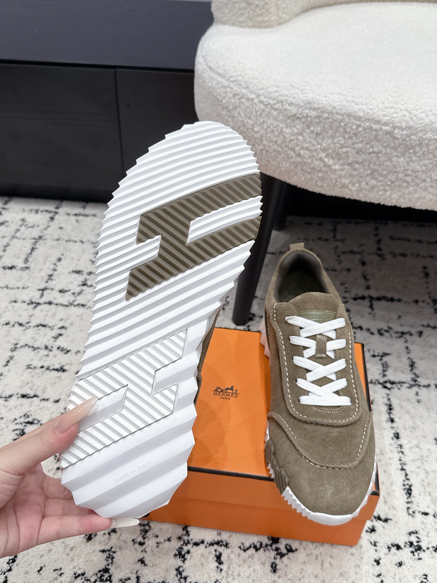 Hermes Sneakers