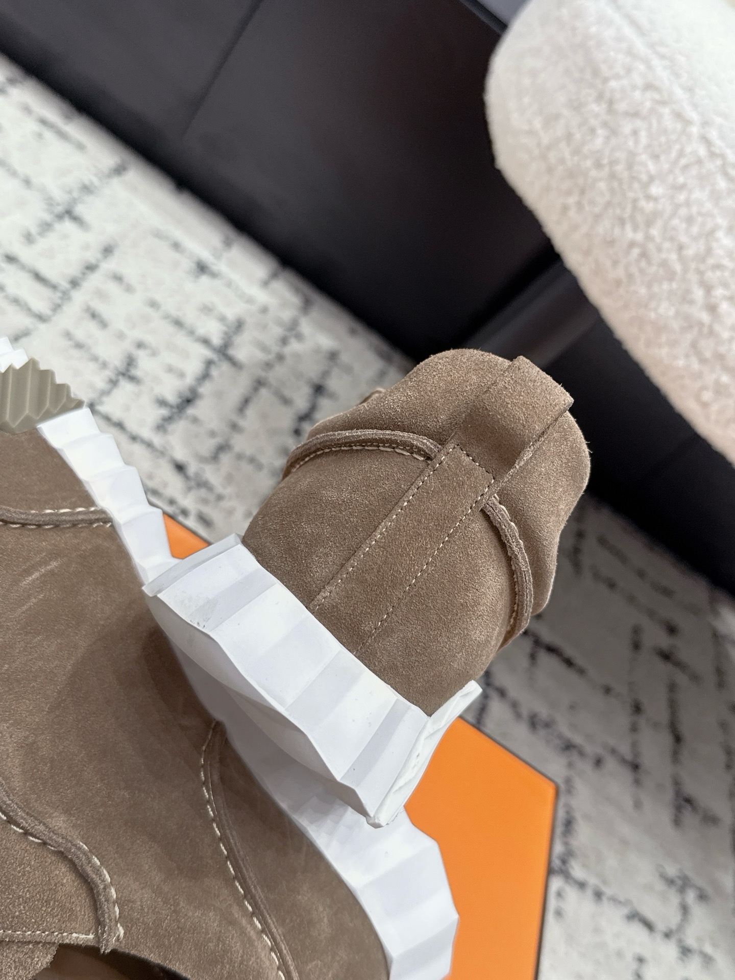 Hermes Sneakers