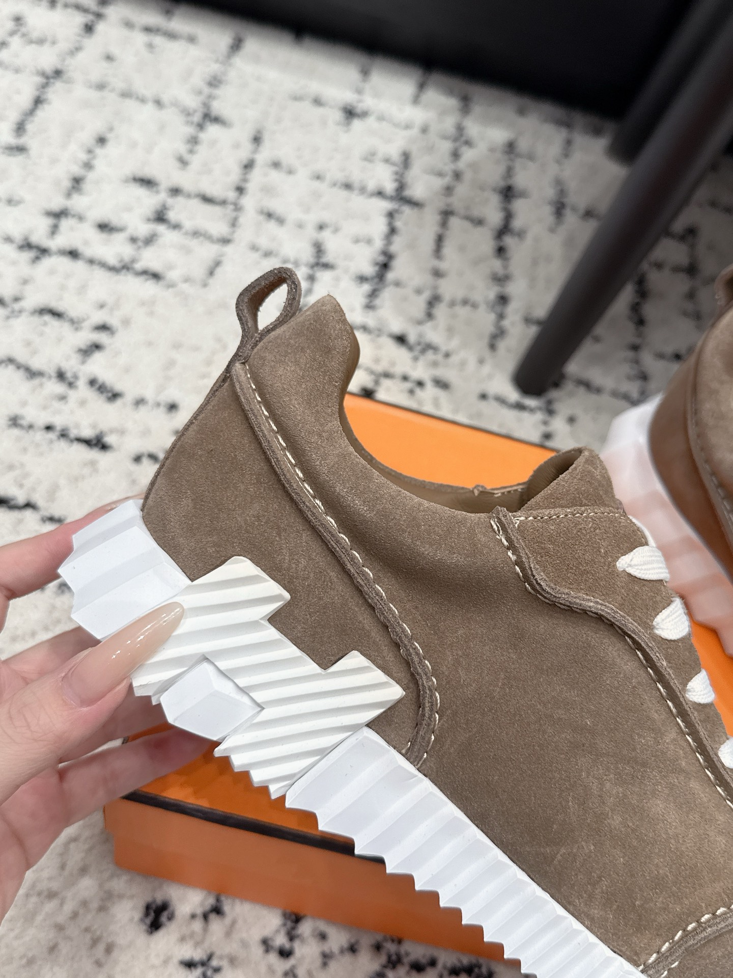 Hermes Sneakers