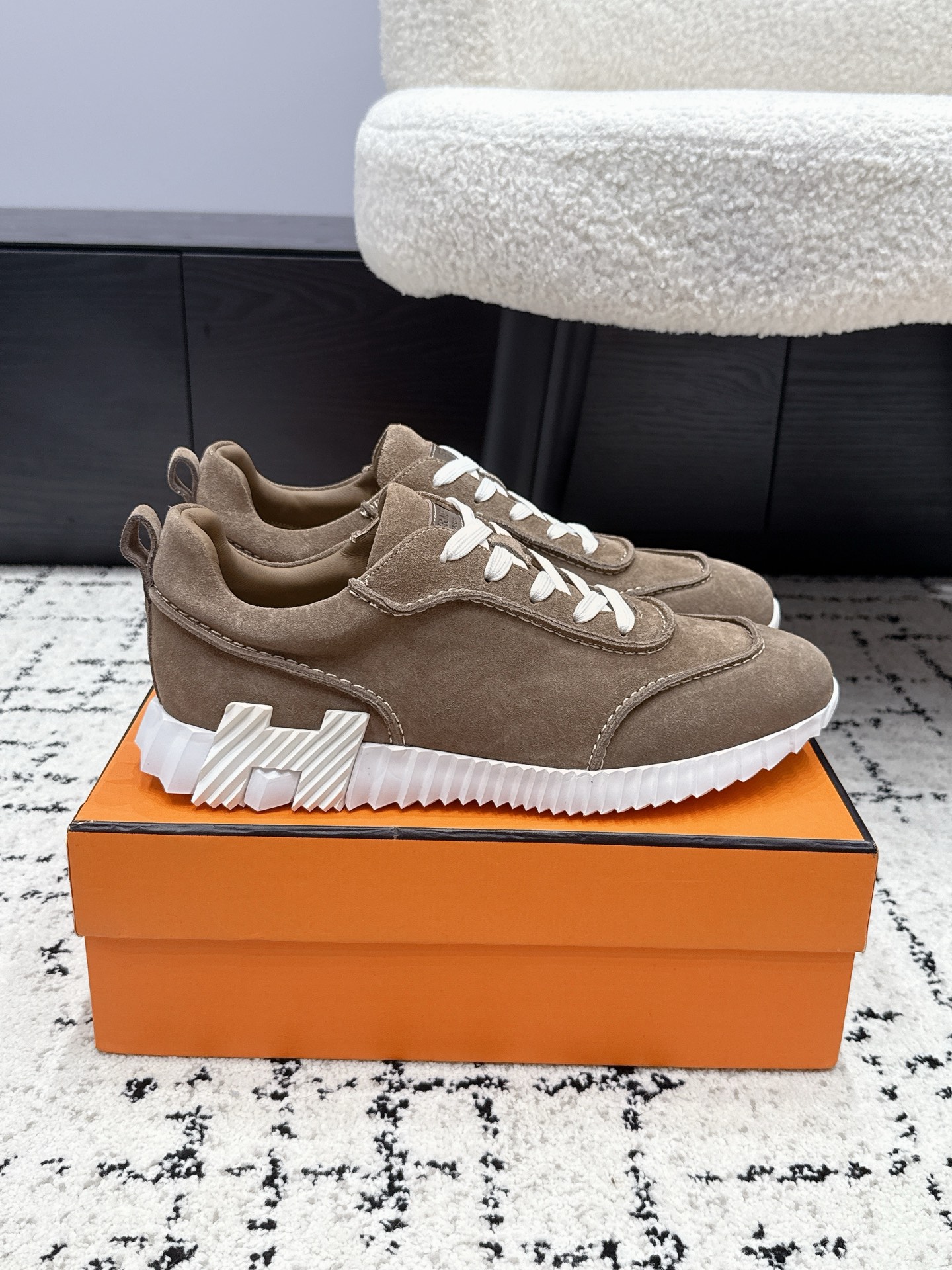 Hermes Sneakers