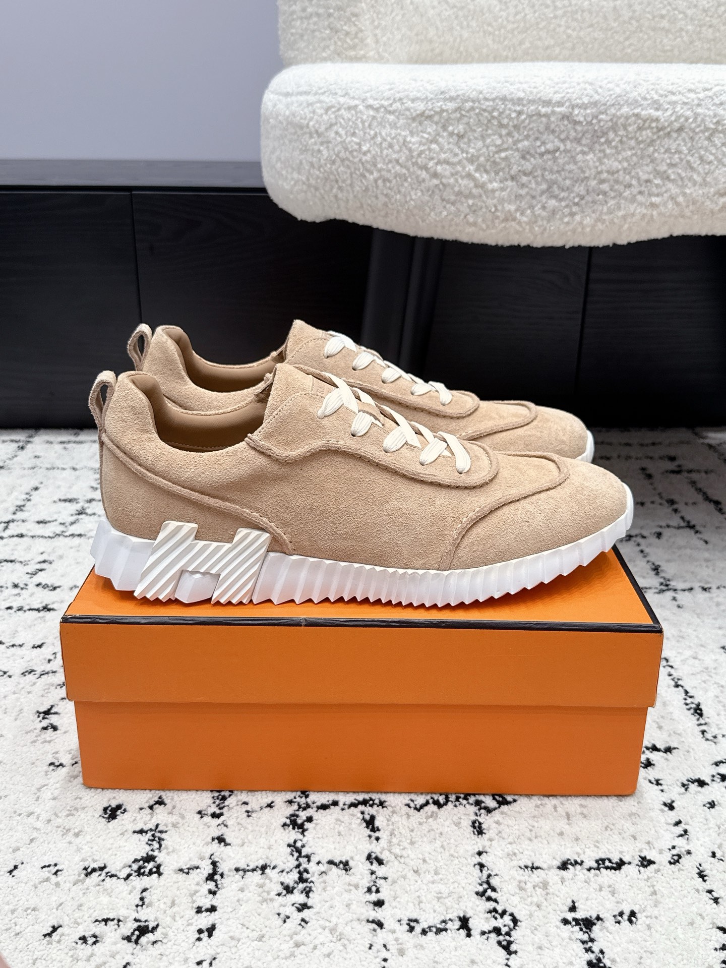 Hermes Sneakers