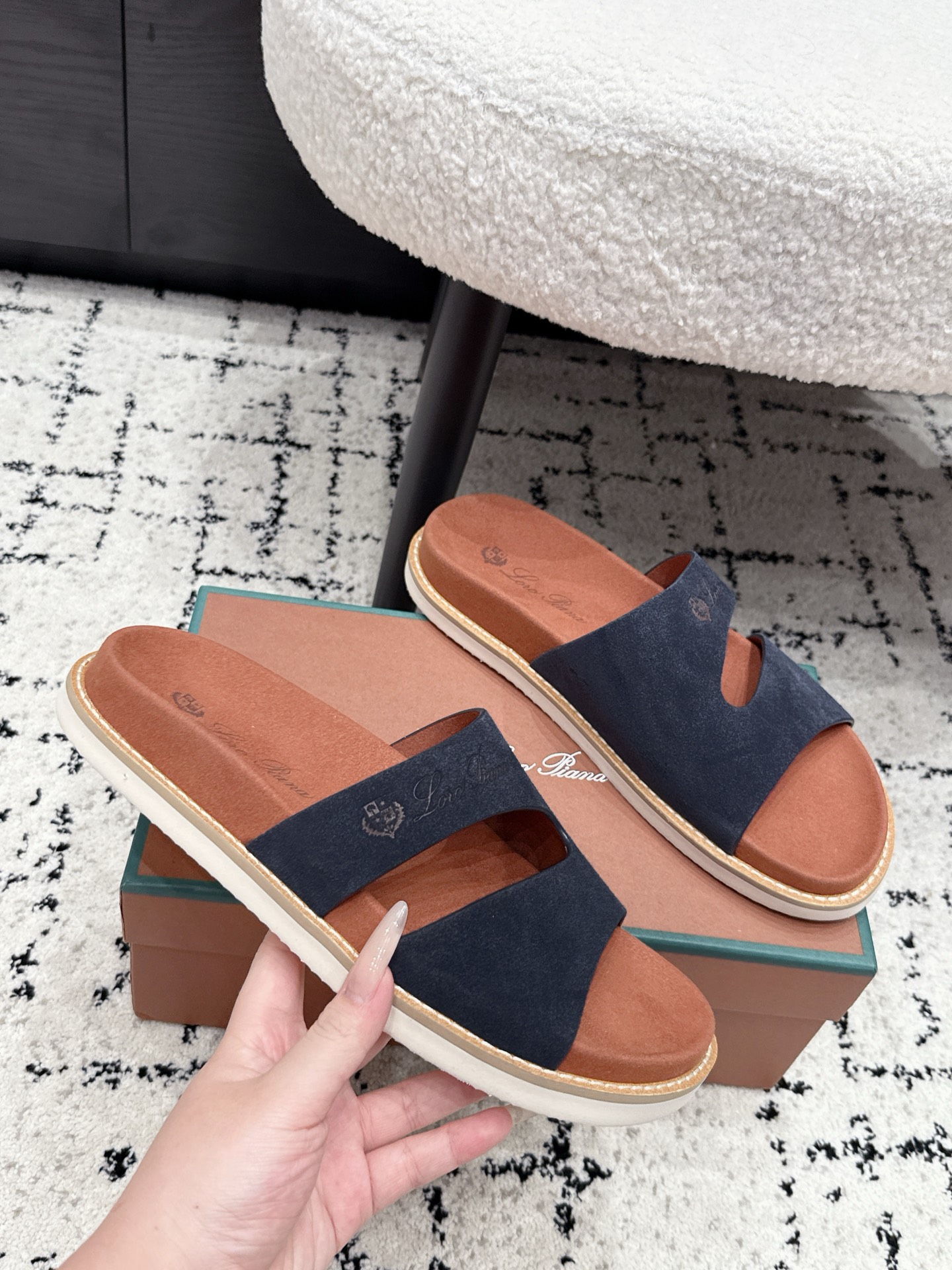 Loro Piana Slides