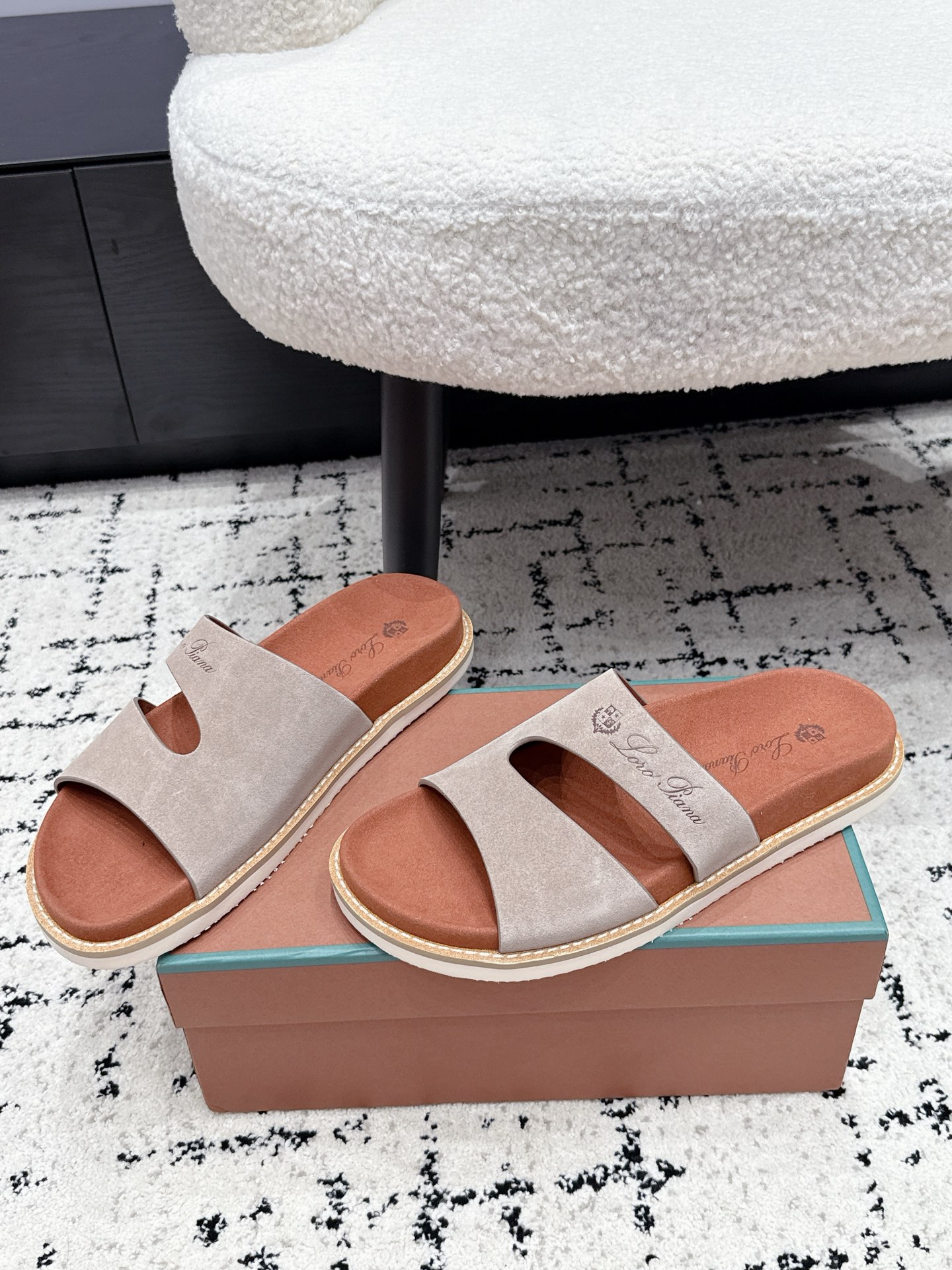Loro Piana Slides