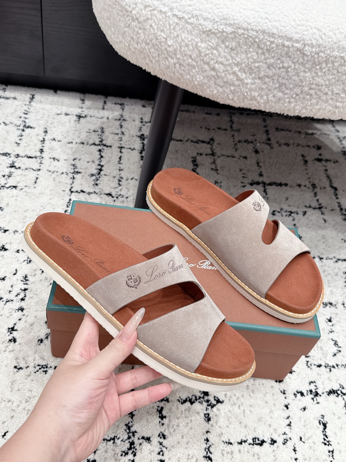 Loro Piana Slides