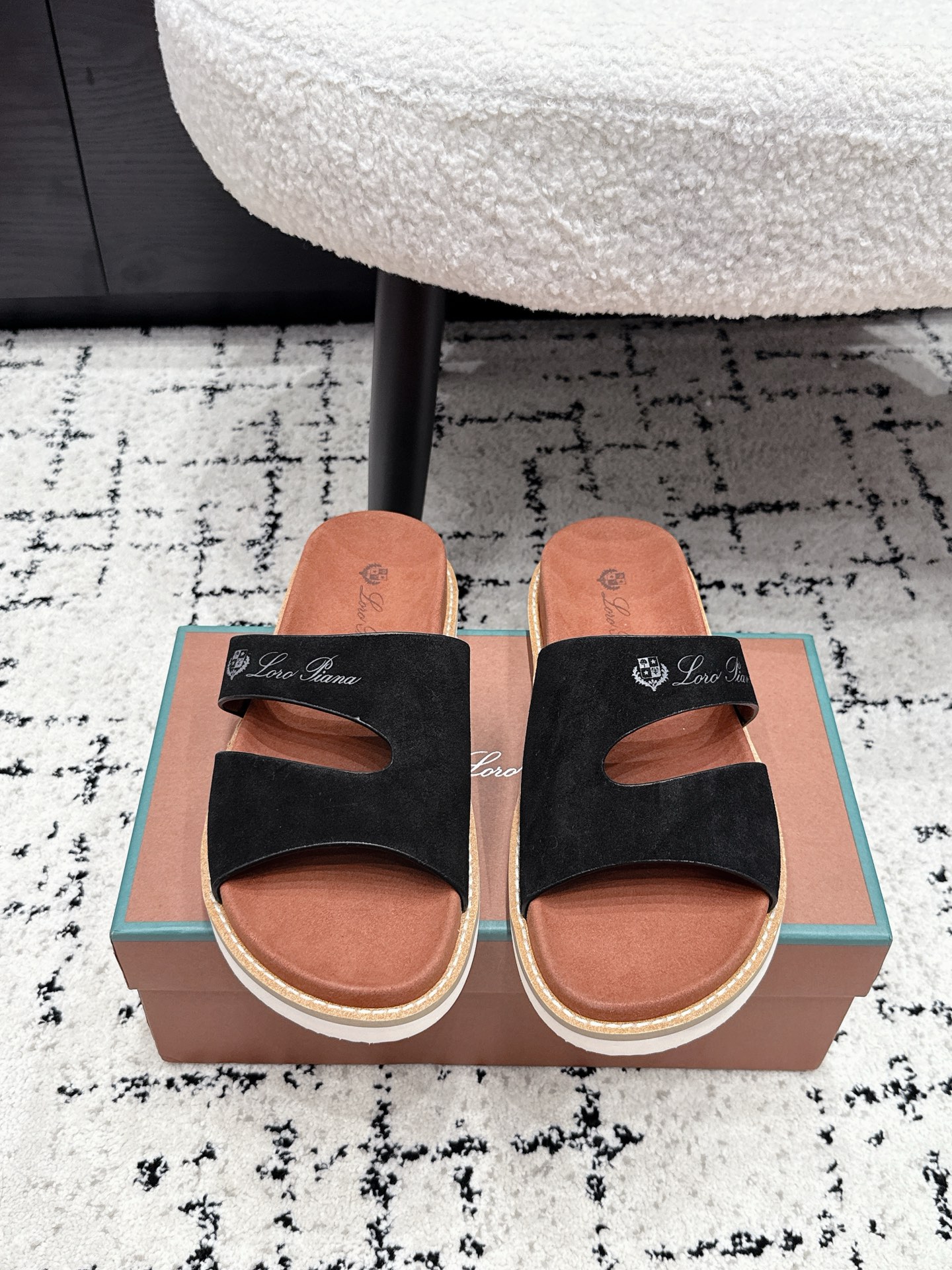 Loro Piana Slides
