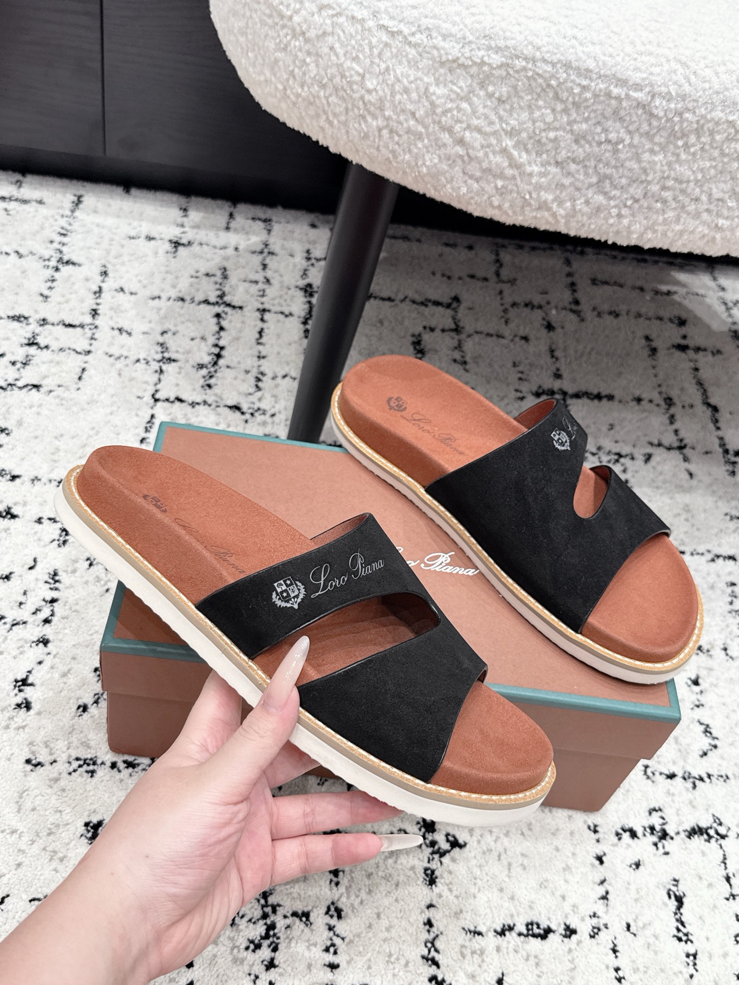 Loro Piana Slides