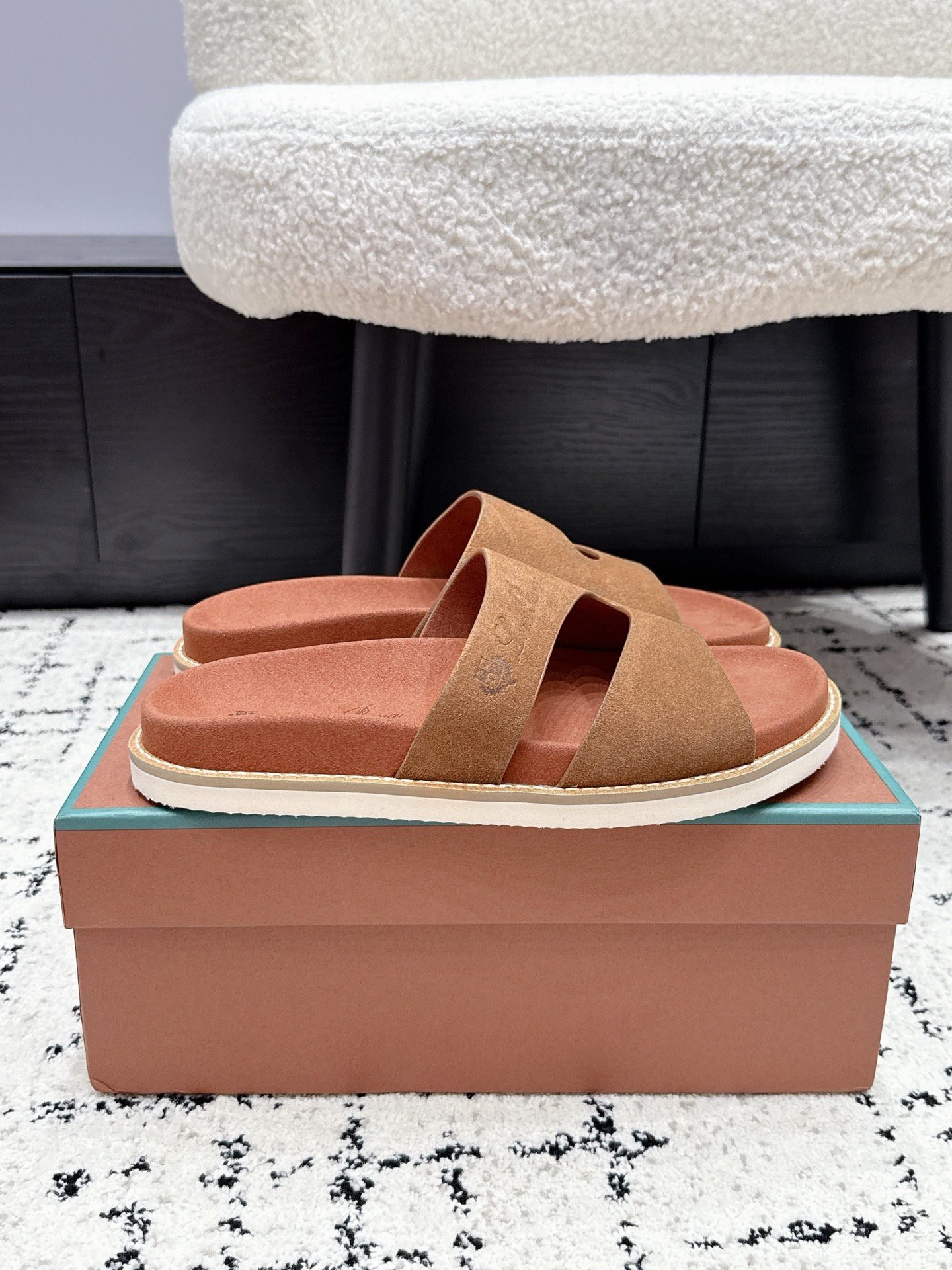 Loro Piana Slides