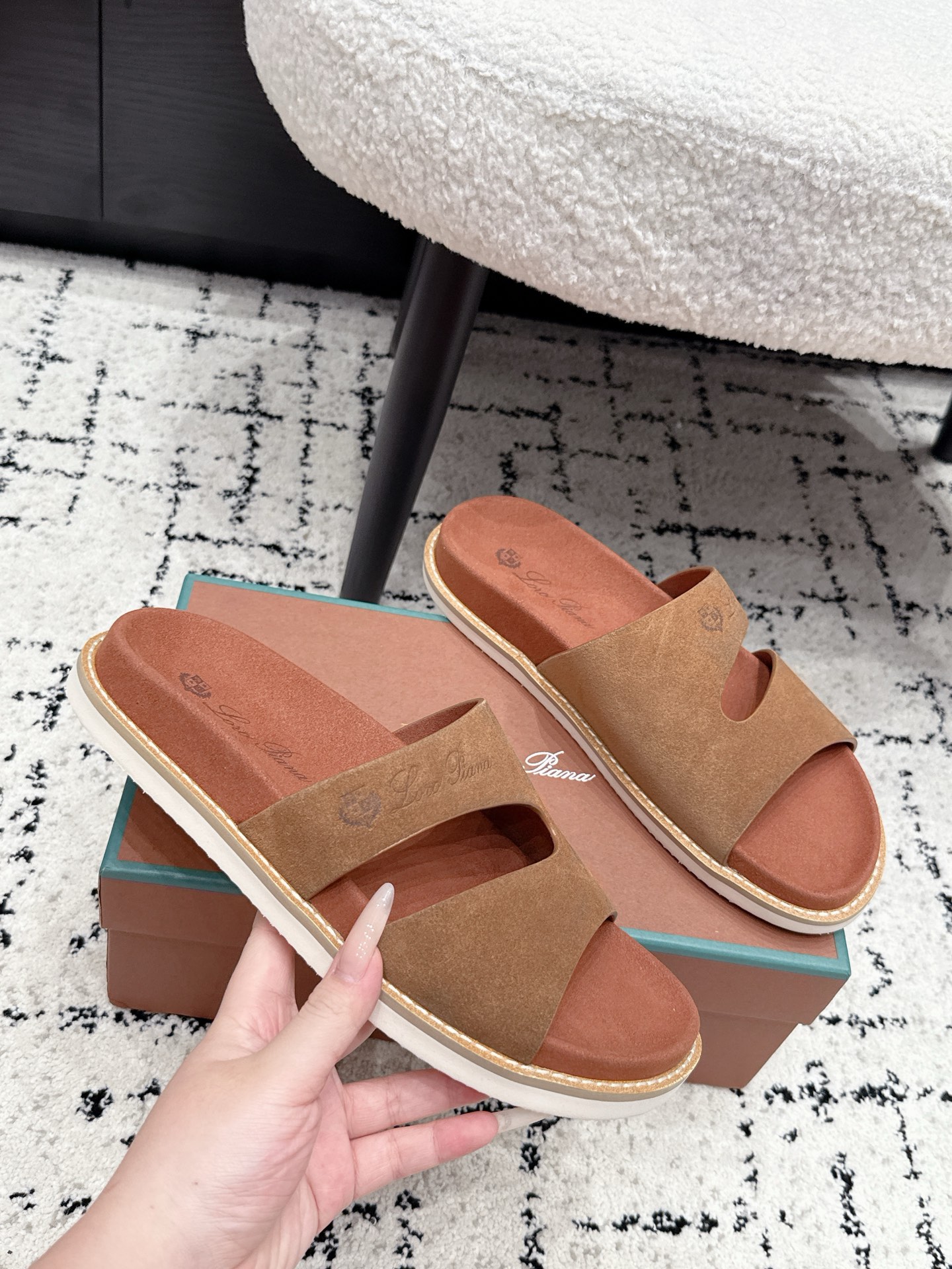 Loro Piana Slides