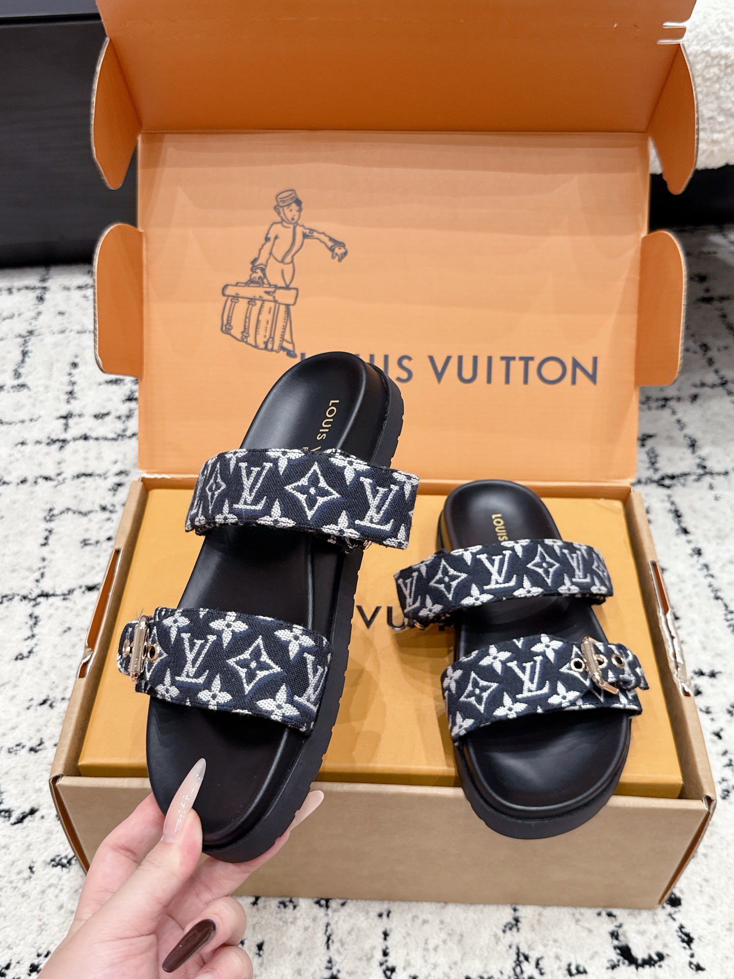 Louis Vuitton Slides