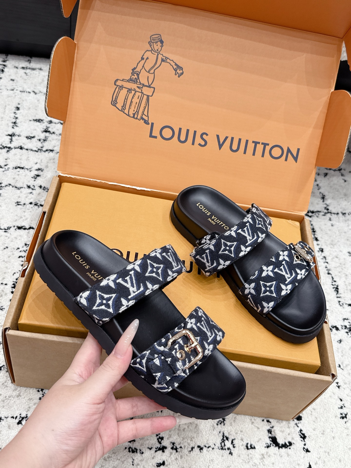 Louis Vuitton Slides