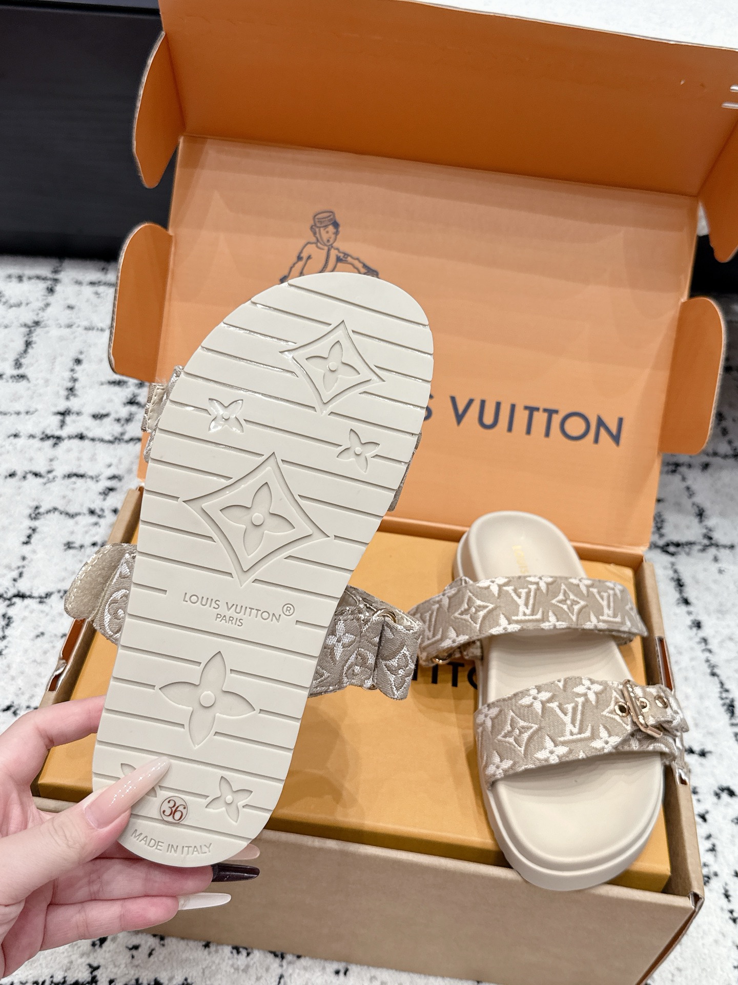 Louis Vuitton Slides