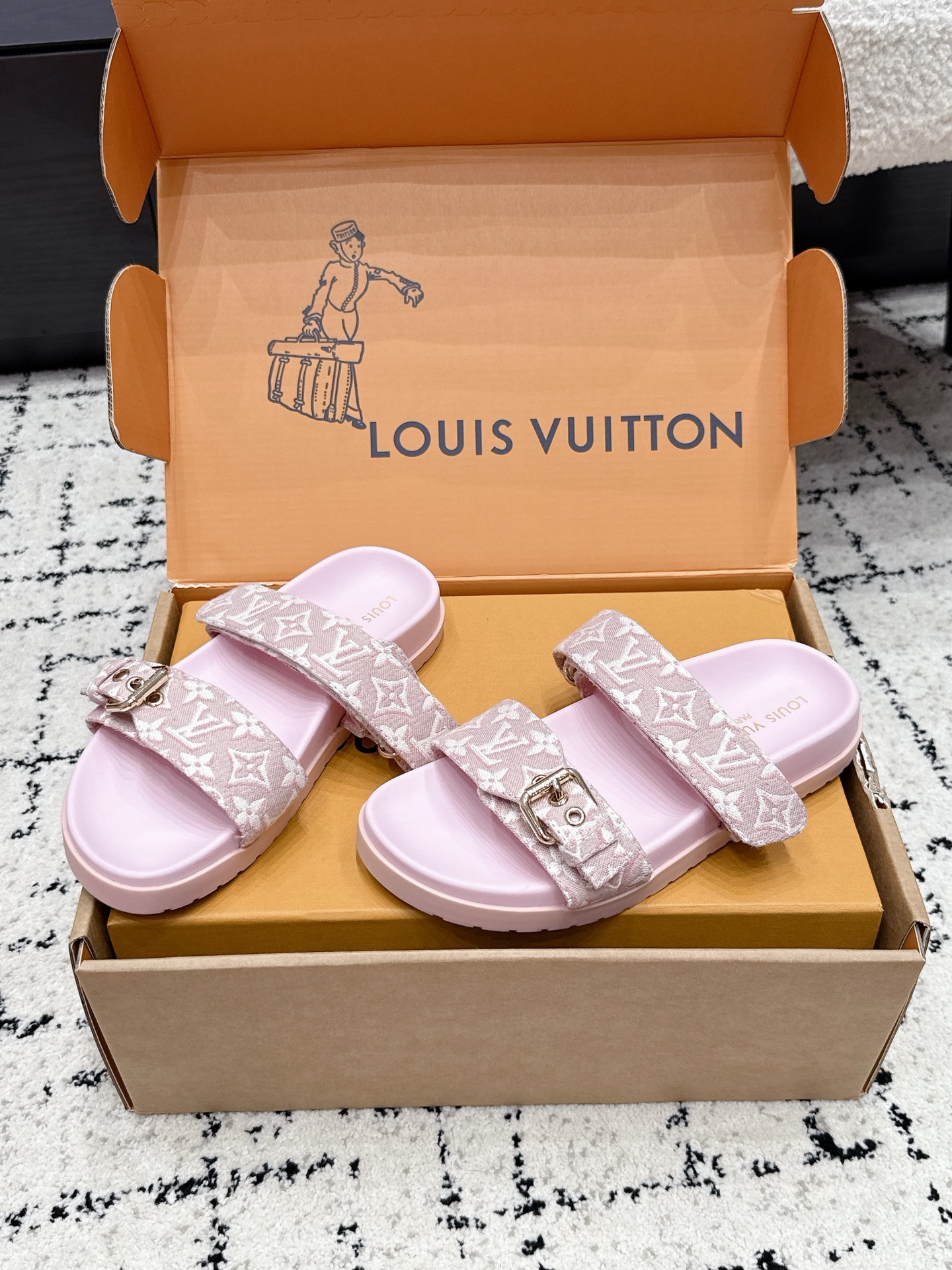 Louis Vuitton Slides