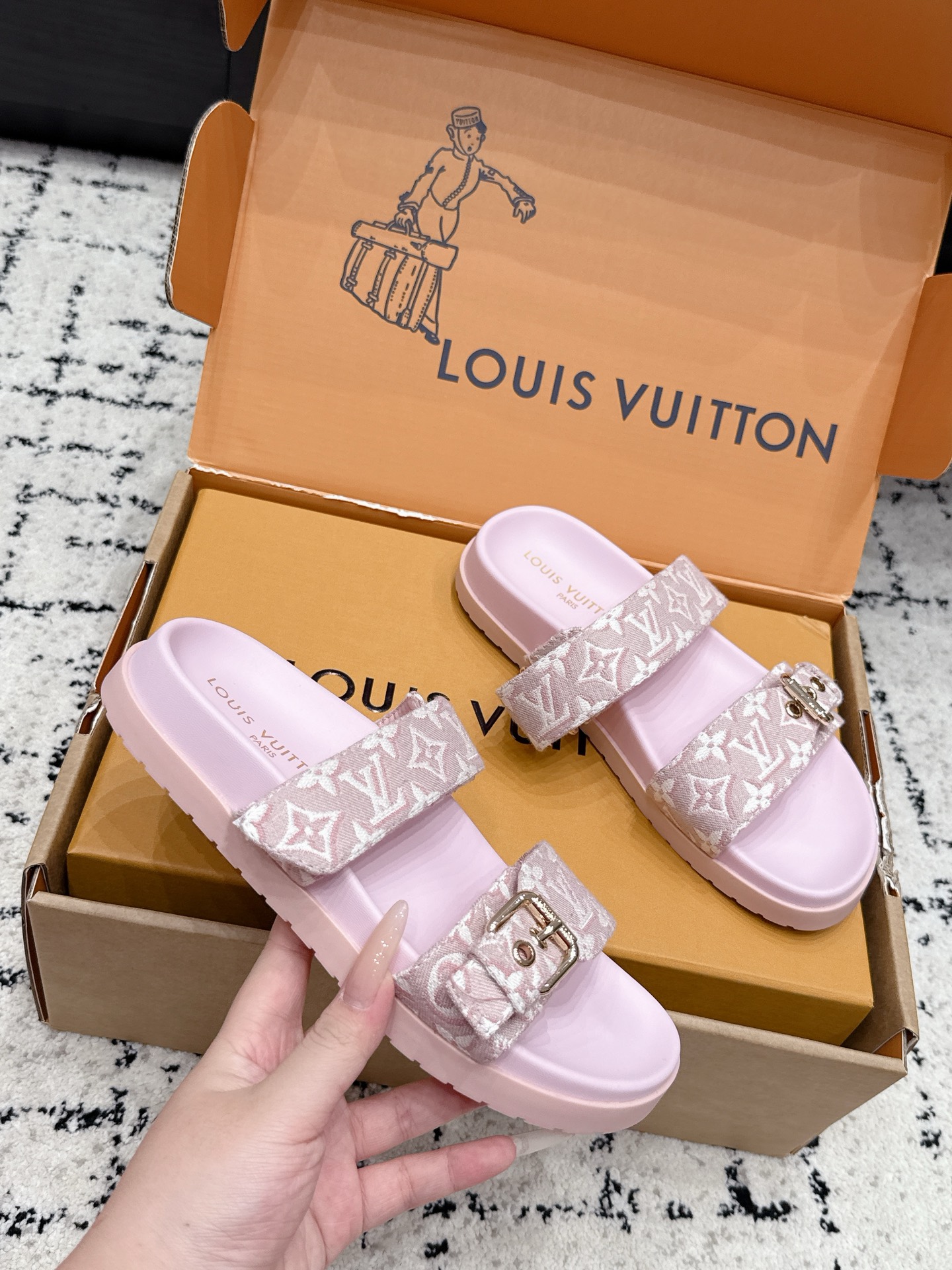 Louis Vuitton Slides