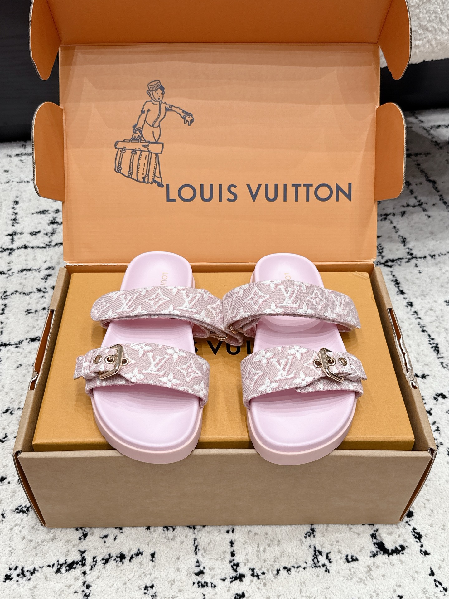 Louis Vuitton Slides