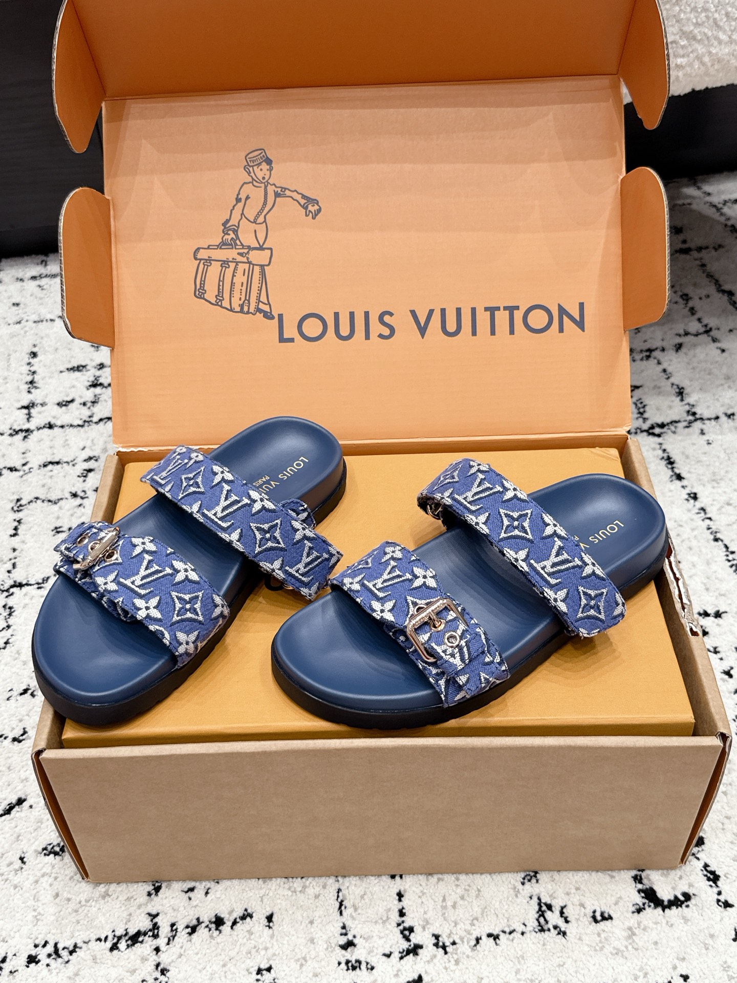 Louis Vuitton Slides