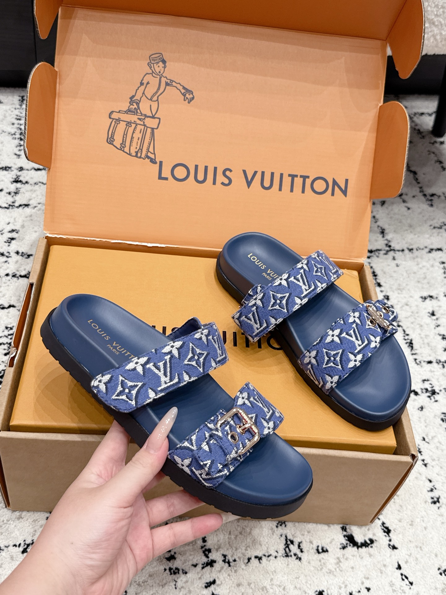Louis Vuitton Slides
