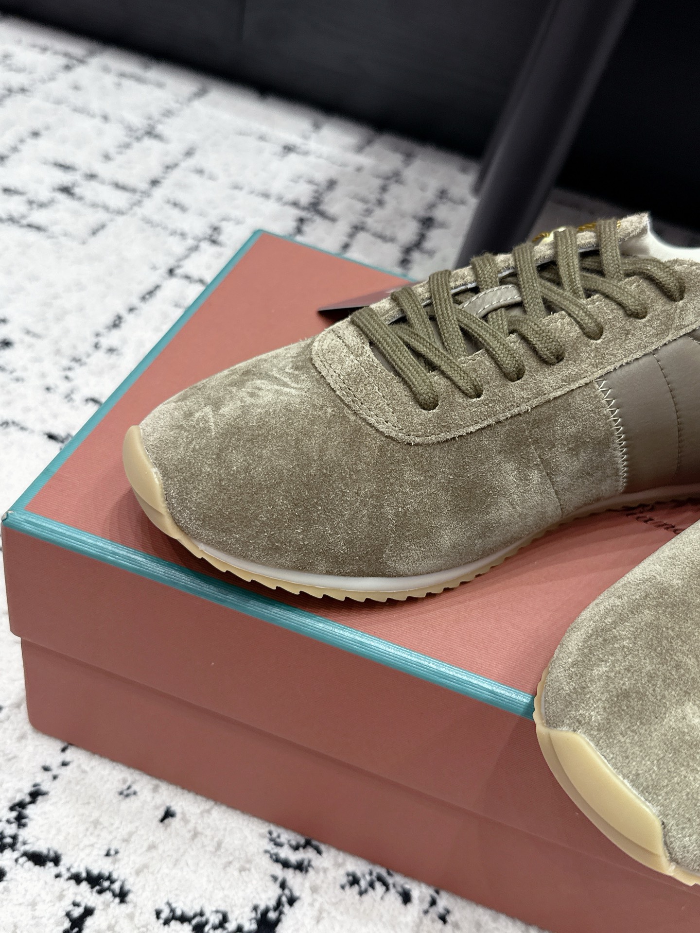 Loro Piana Sneakers