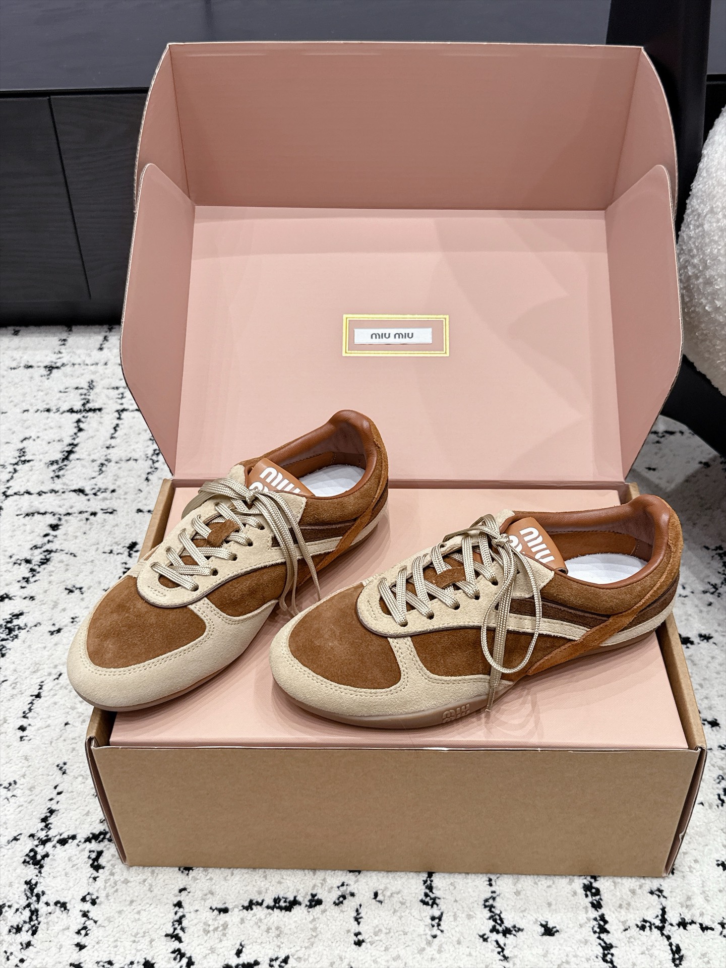 Miu Miu Sneakers