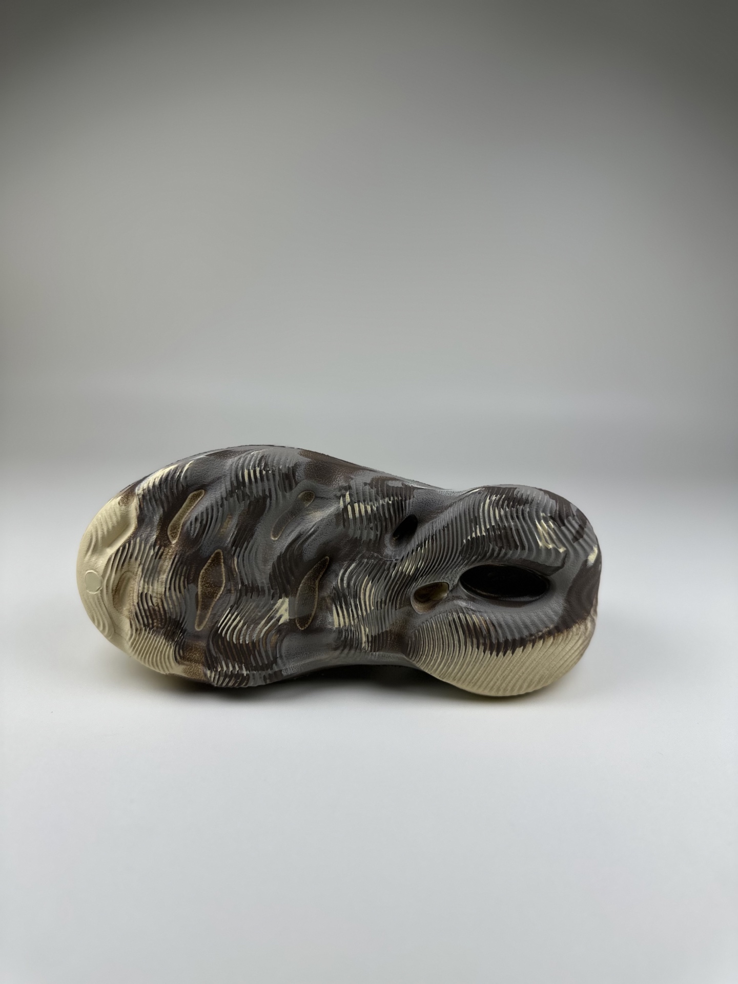 图片[7]-网红椰子新款儿童洞洞鞋男女宝宝包头凉鞋厚底透气休闲防滑沙滩鞋 尺码表！ US EUR 10码 28 11码 29 12码 31 13码 32 1码 33-选品中心